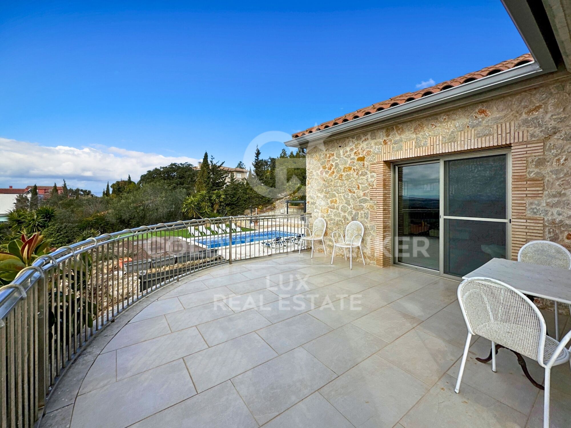 House for sale with tourist license in Vilajuïga