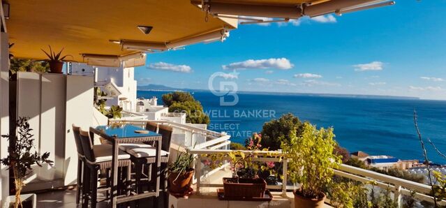 Beautiful apartment with panoramic sea views for sale in Illetas!