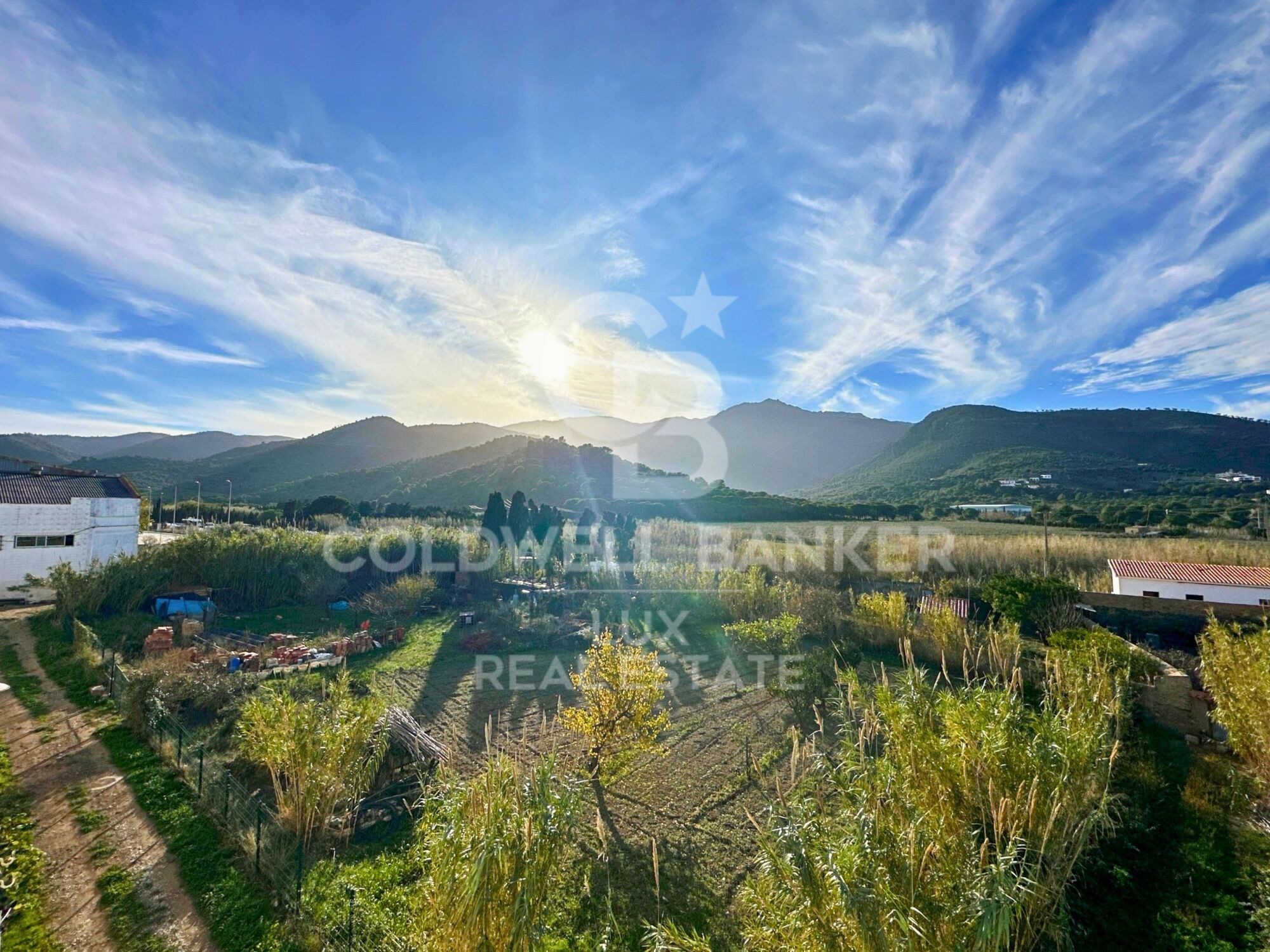 Immeuble avec local commercial et appartement à vendre à El Port de la Selva