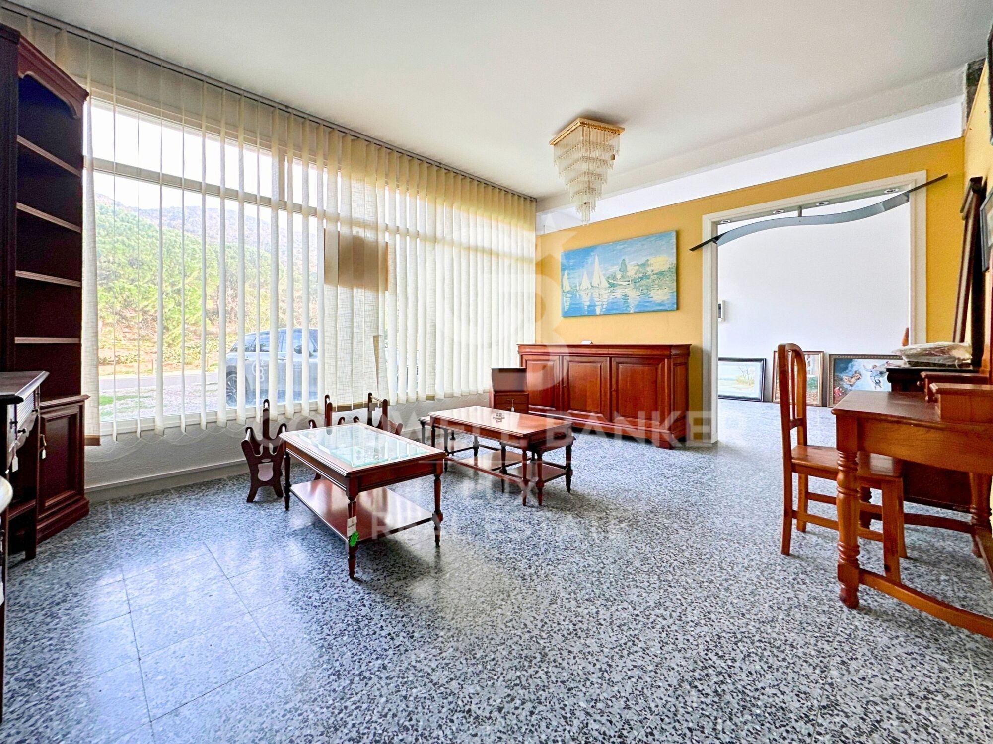 Immeuble avec local commercial et appartement à vendre à El Port de la Selva