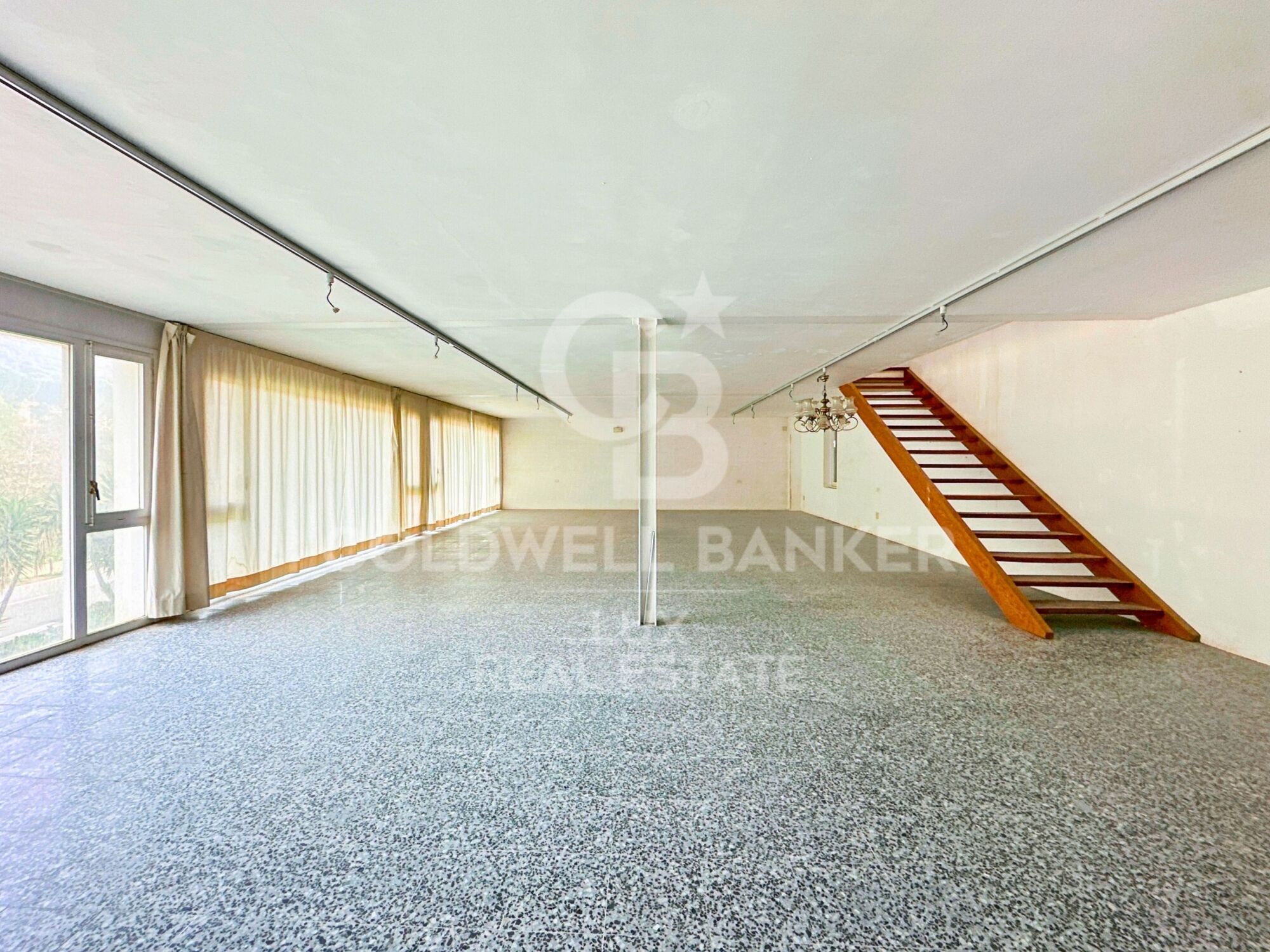 Immeuble avec local commercial et appartement à vendre à El Port de la Selva