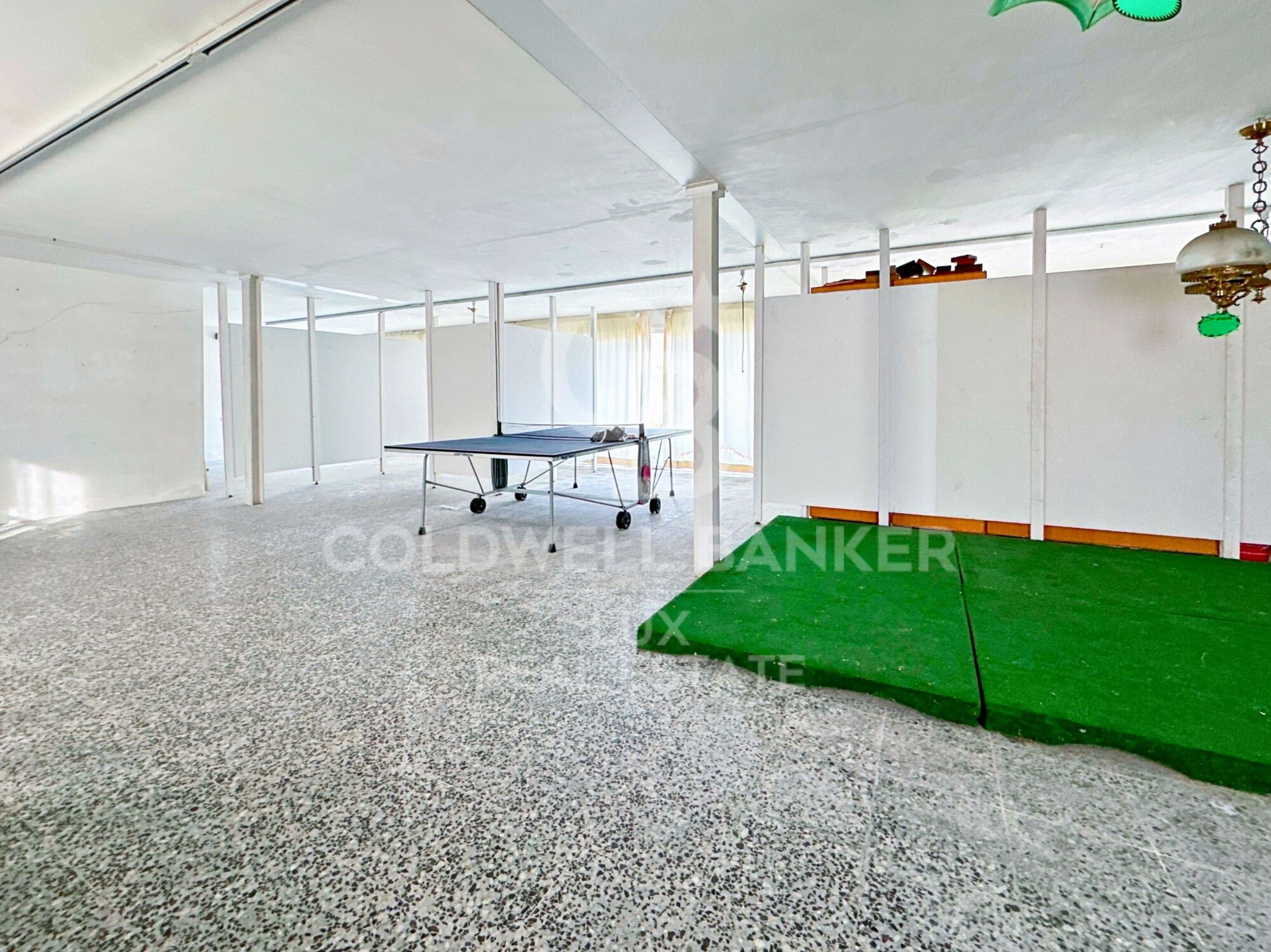 Gebäude mit Geschäftsräumen und Wohnung zum Verkauf in El Port de la Selva