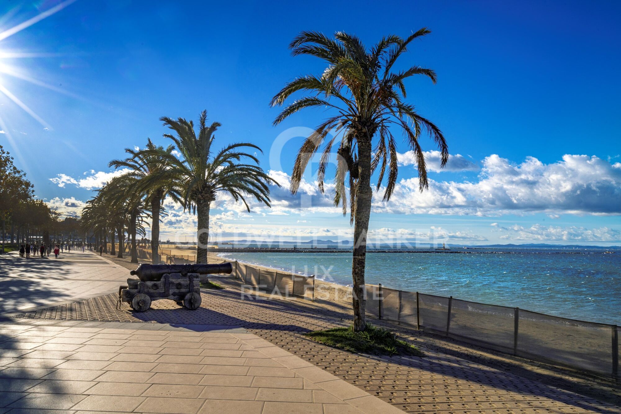 Restaurant à vendre sur le front de mer à Roses, Costa Brava, Espagne