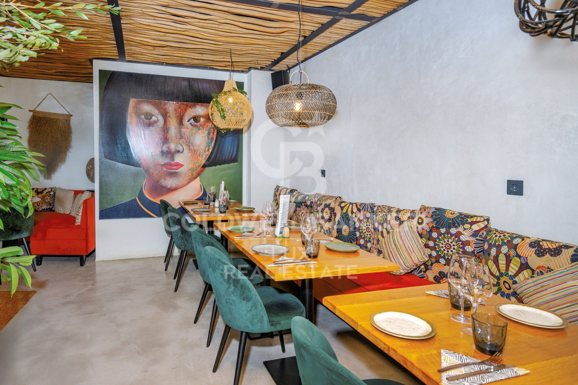 Restaurant à vendre sur le front de mer à Roses, Costa Brava, Espagne