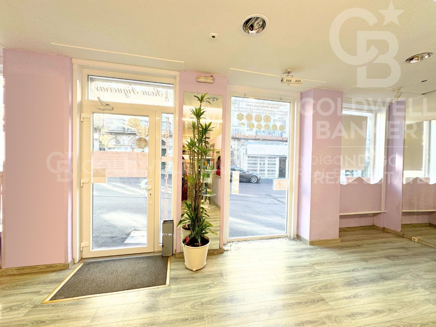 Local comercial a pocos metros de rúa do Principe