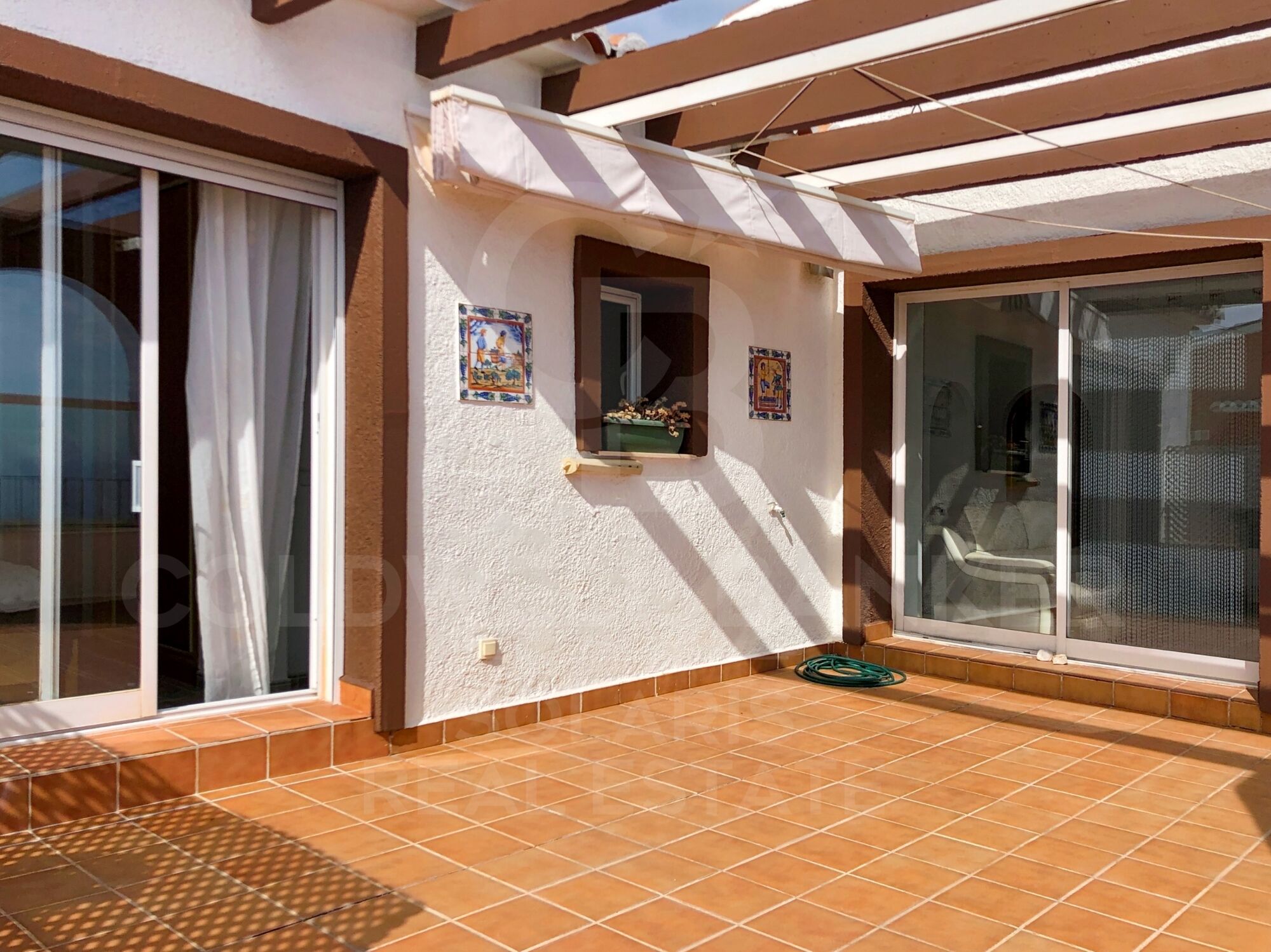 Traumhaus in Benitachell: Meerblick, 2 Schlafzimmer und große Terrasse