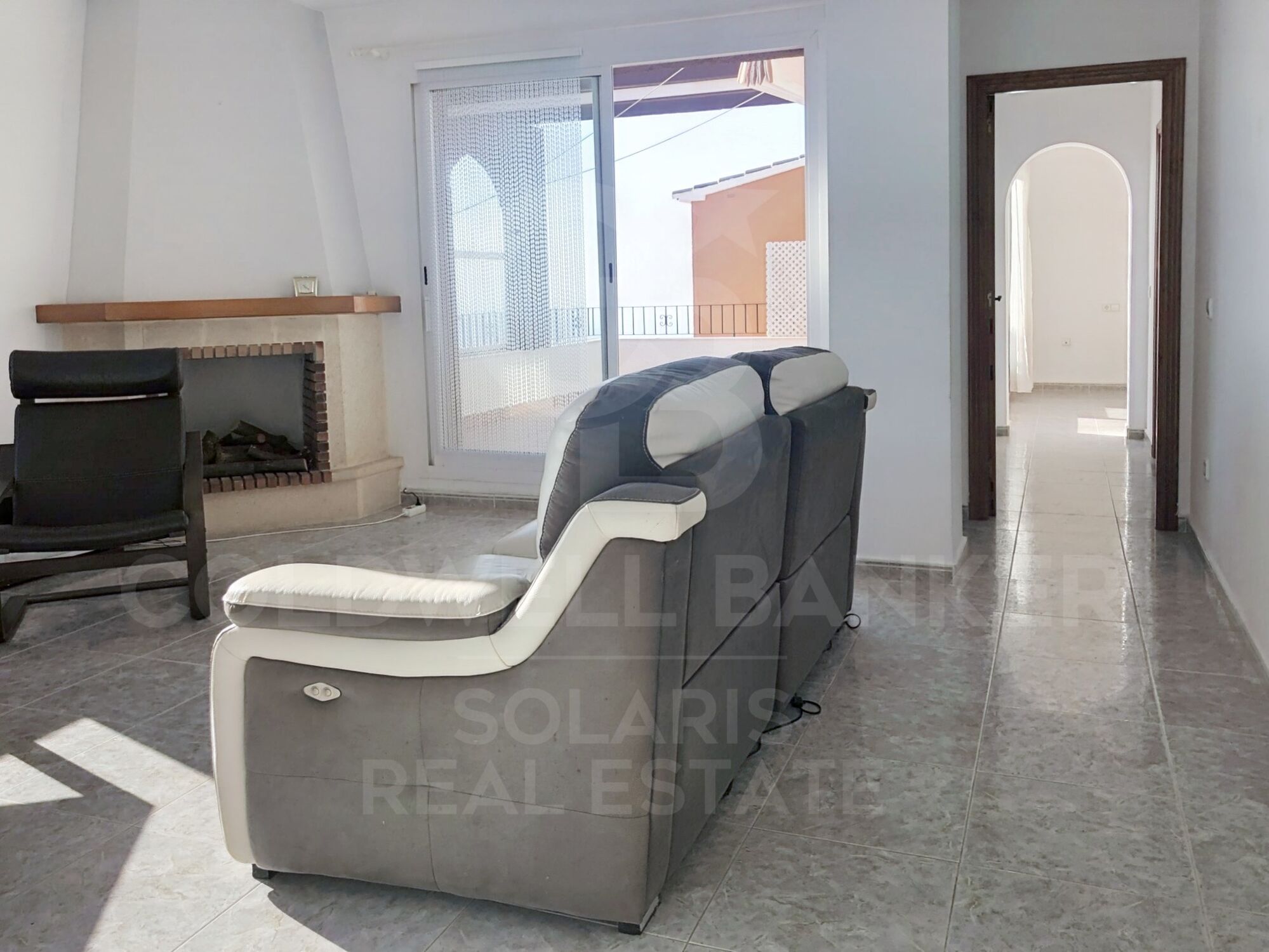 Traumhaus in Benitachell: Meerblick, 2 Schlafzimmer und große Terrasse