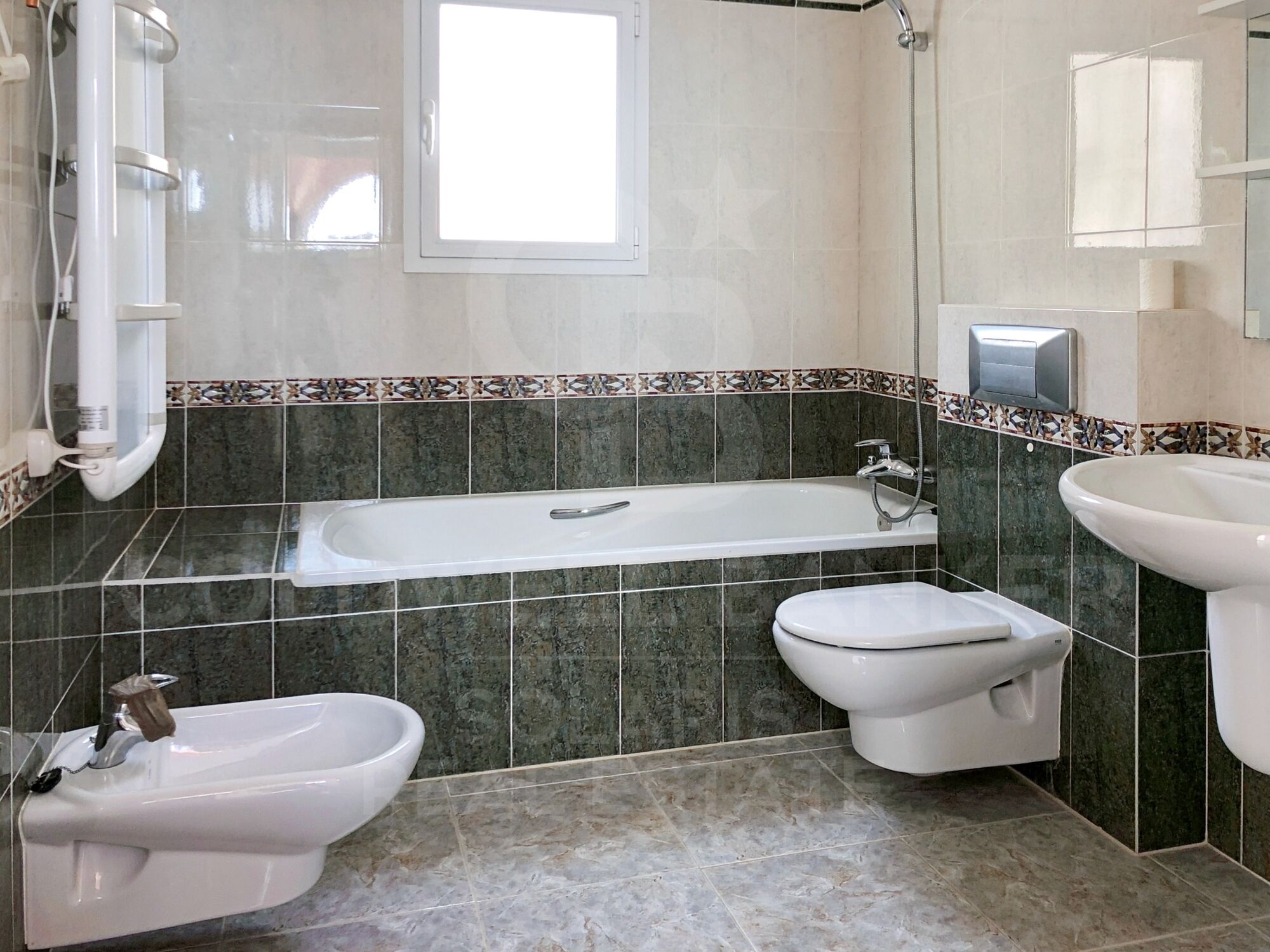 Traumhaus in Benitachell: Meerblick, 2 Schlafzimmer und große Terrasse