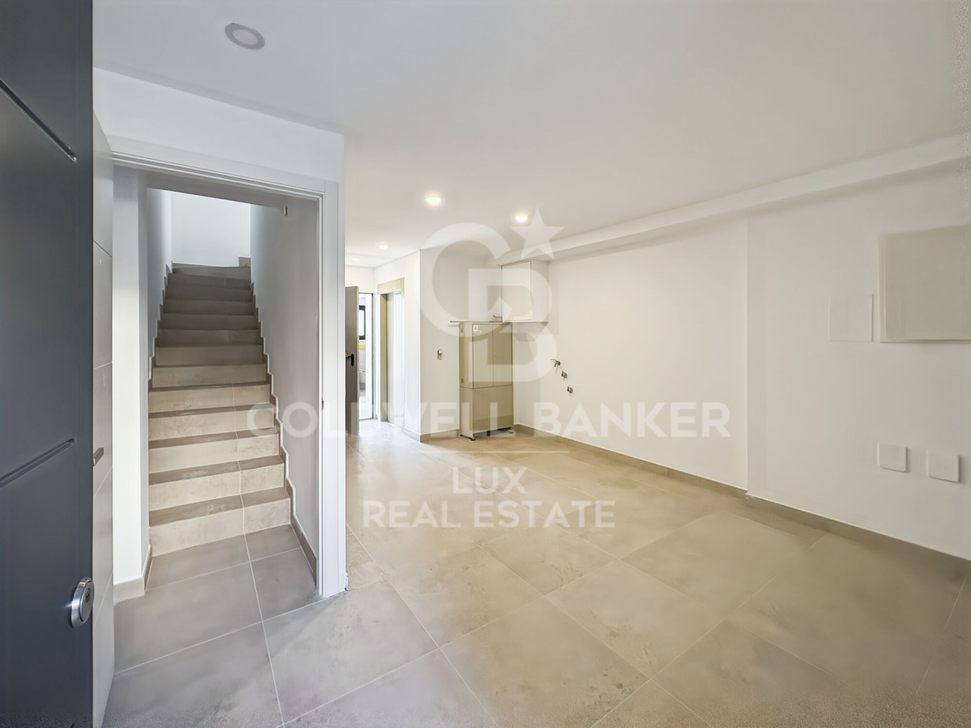 New build house with 15m mooring in Empuriabrava