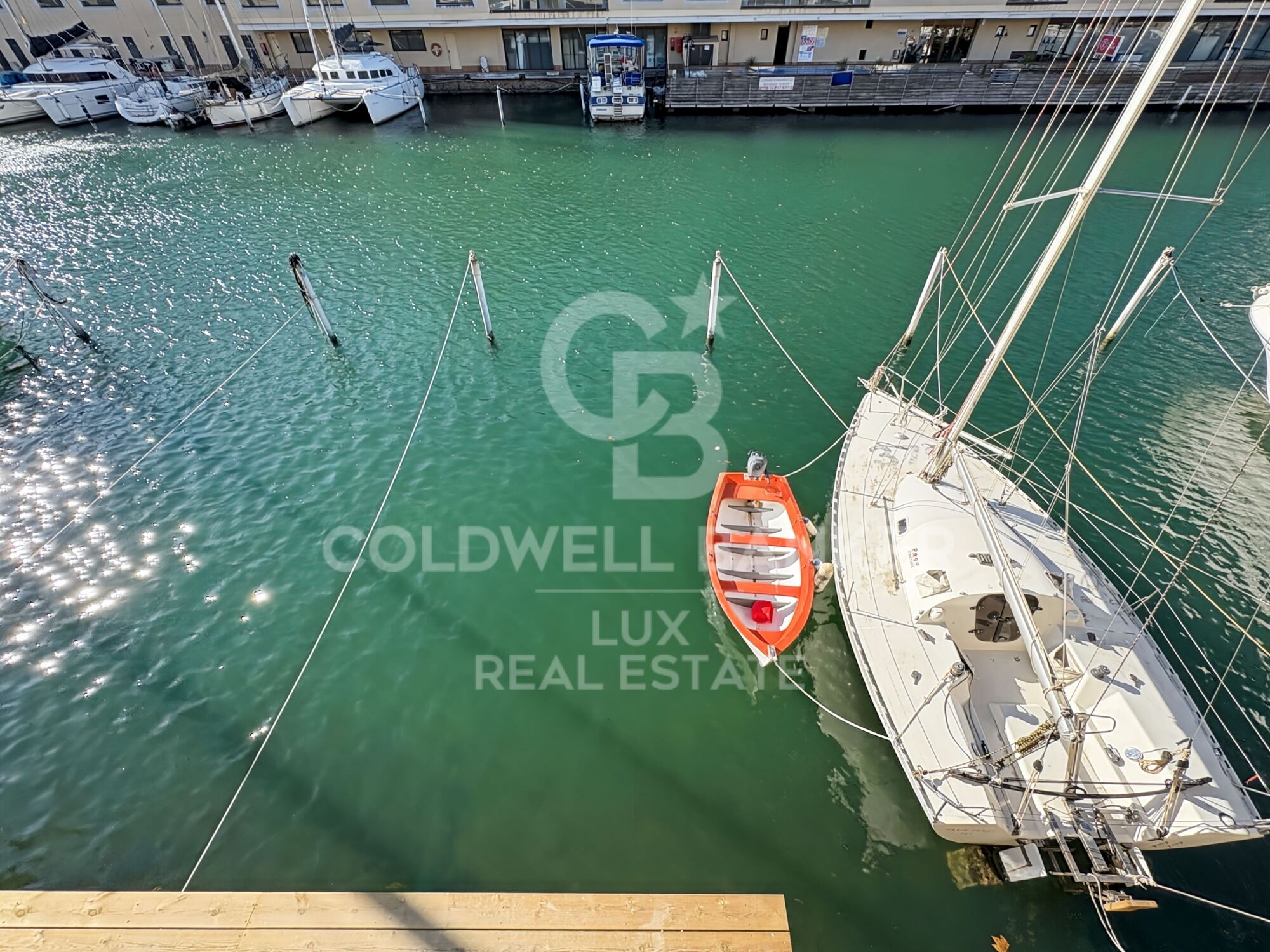 New build house with mooring in Empuriabrava