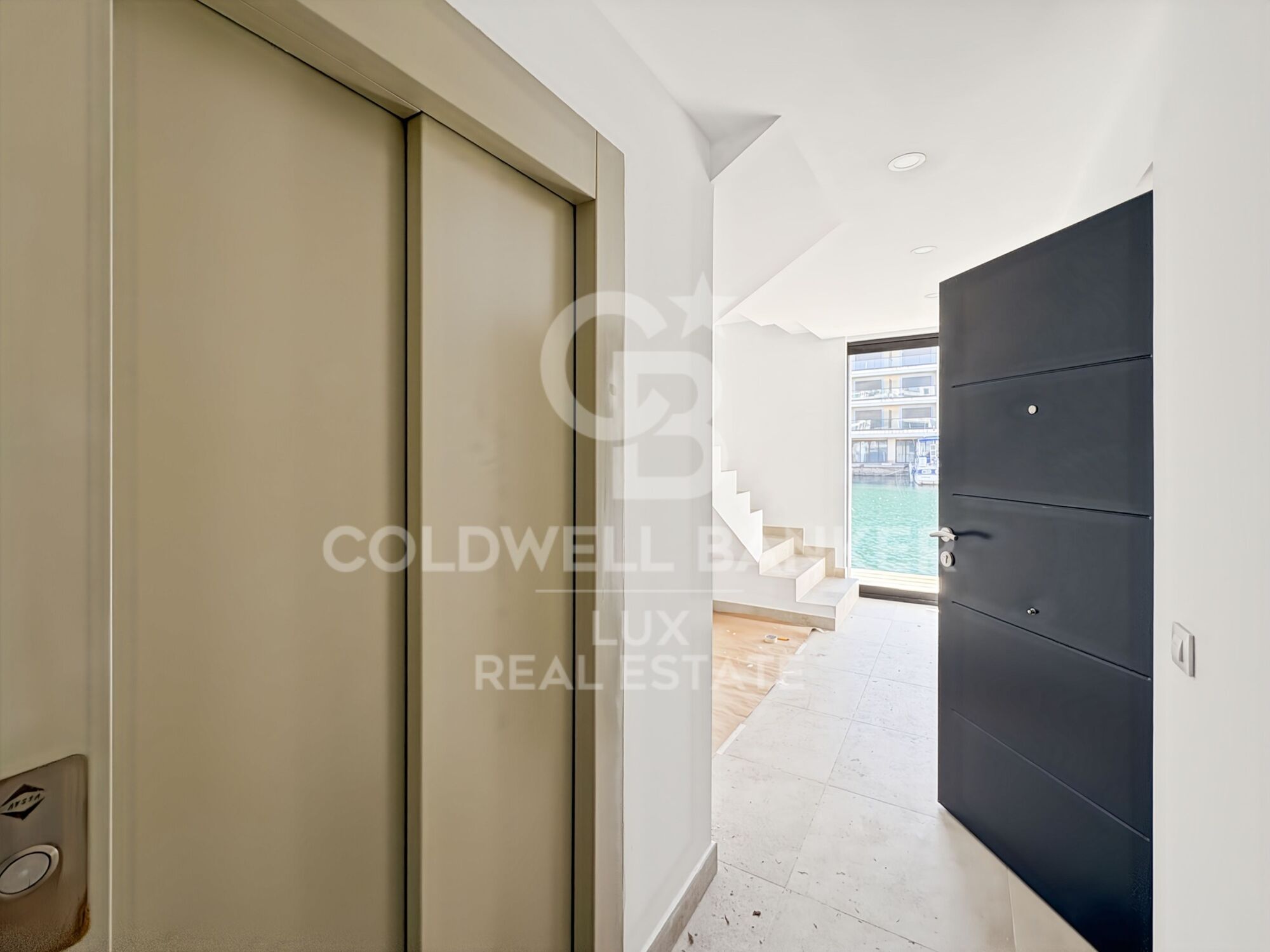 New build house with mooring in Empuriabrava