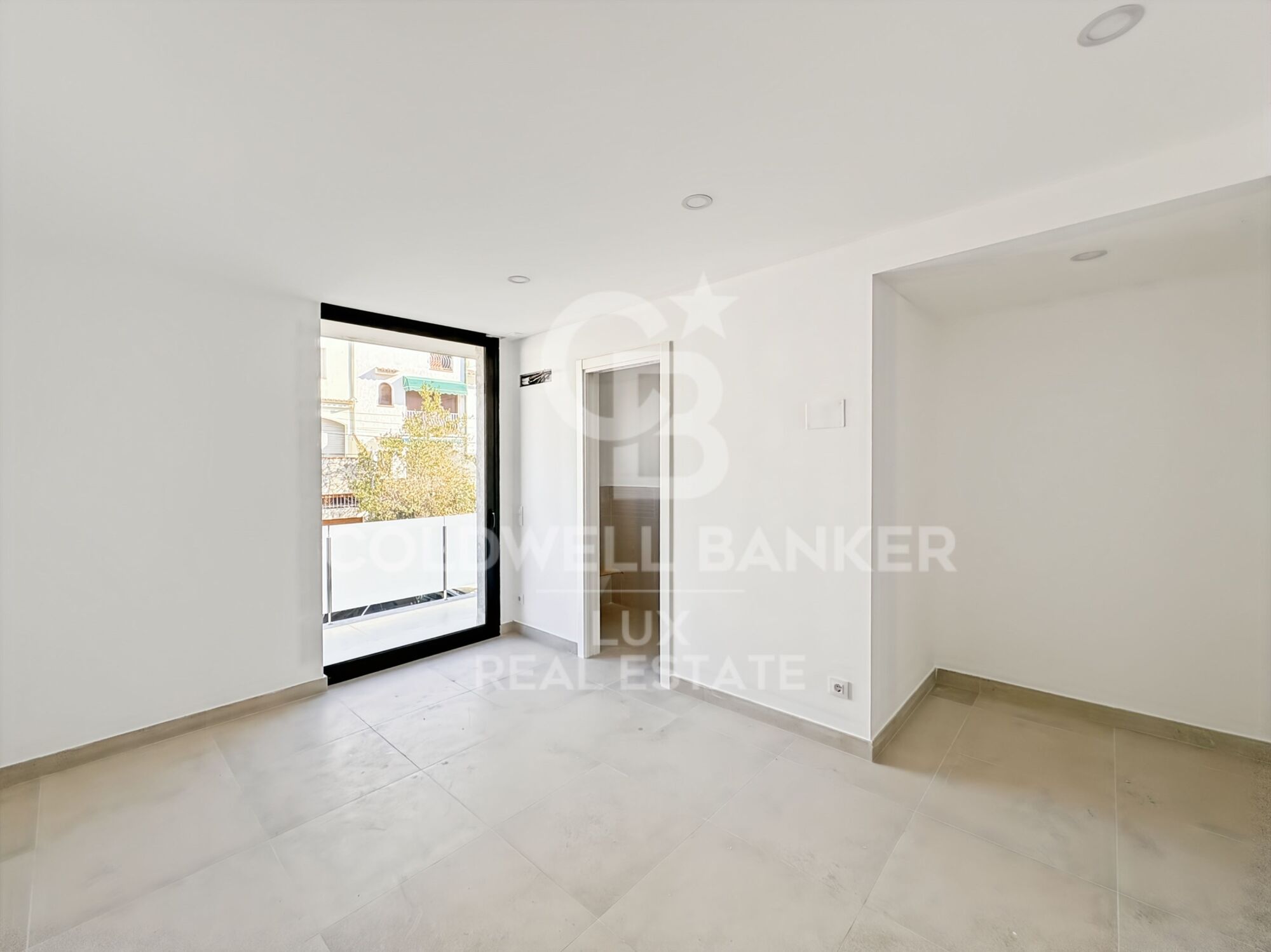 New build house with mooring in Empuriabrava