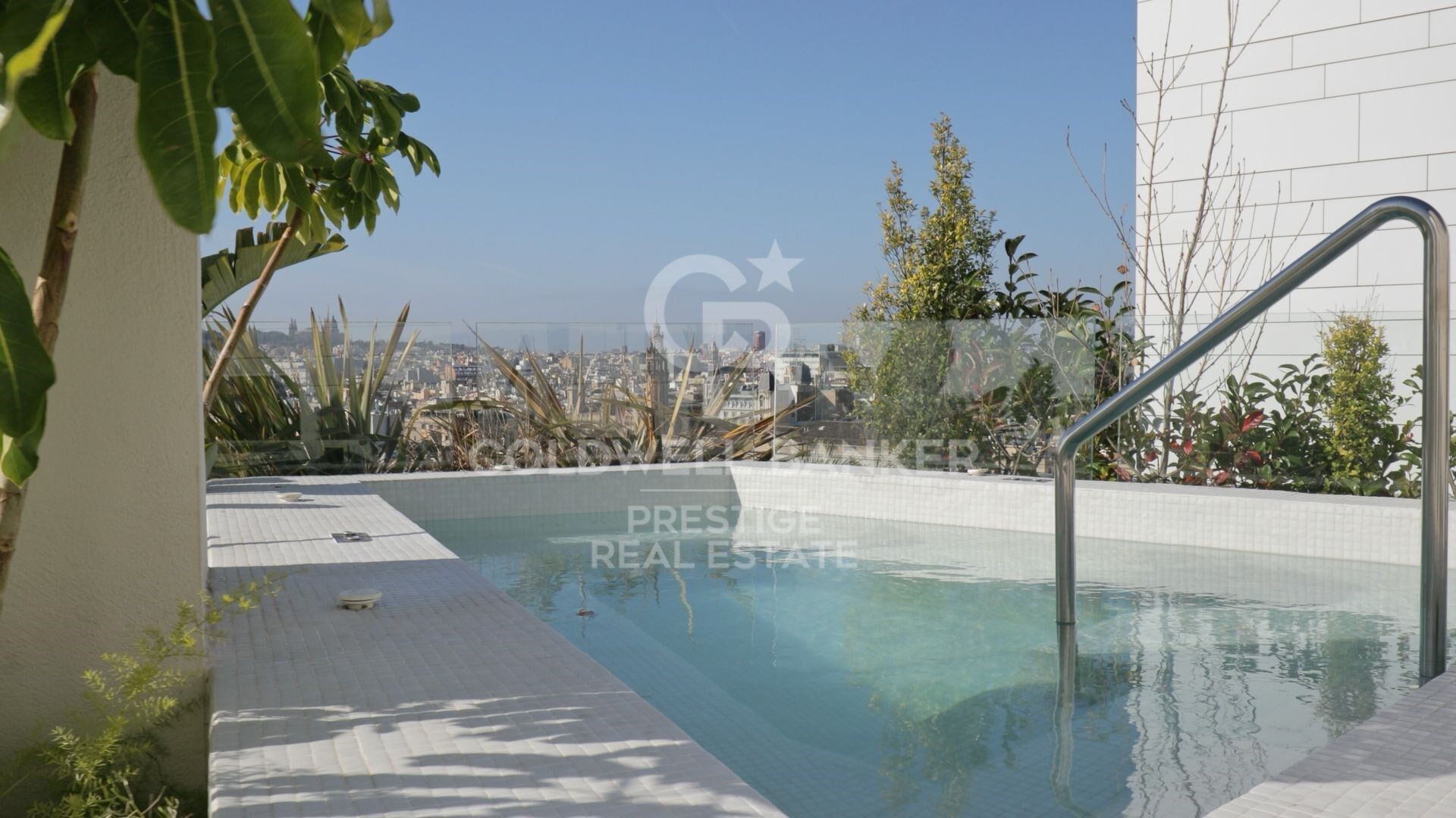 Penthouse récemment rénové à vendre à Santa Caterina i la Ribera, Barcelone
