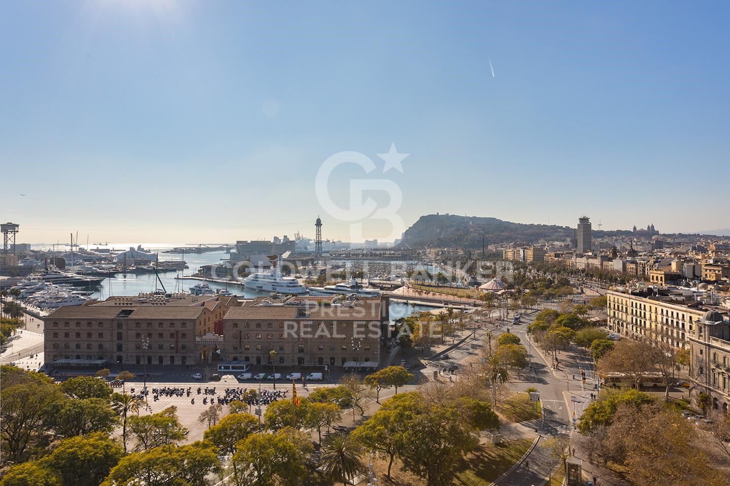 Ático en venta recientemente renovado en Santa Caterina i la Ribera, Barcelona