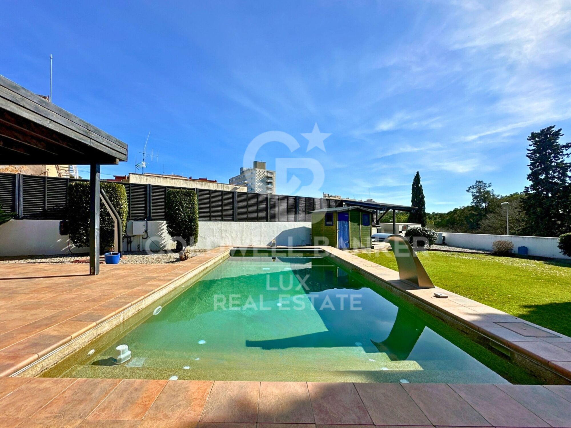 High-end house with pool and garden in Figueres