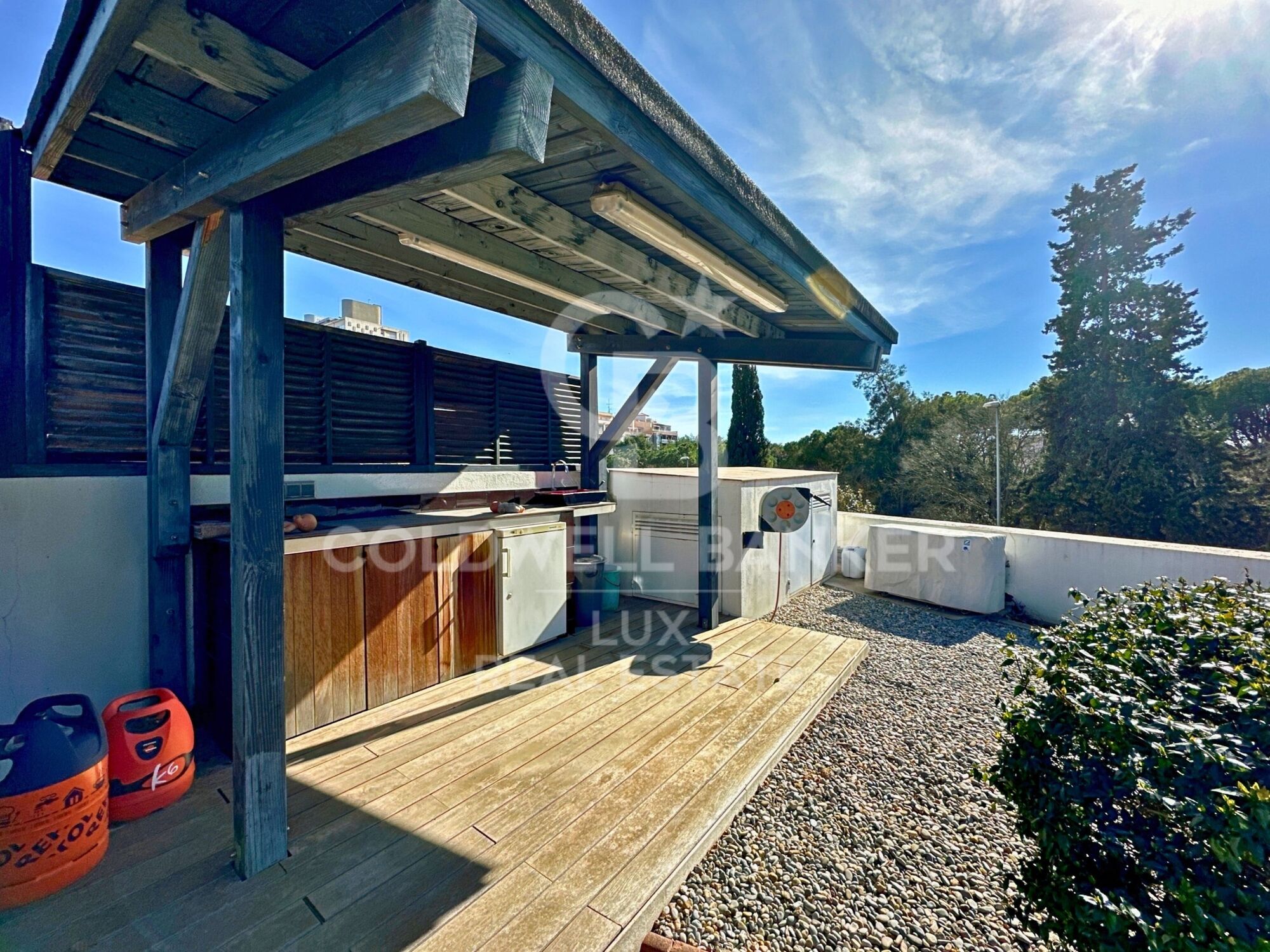 High-end house with pool and garden in Figueres