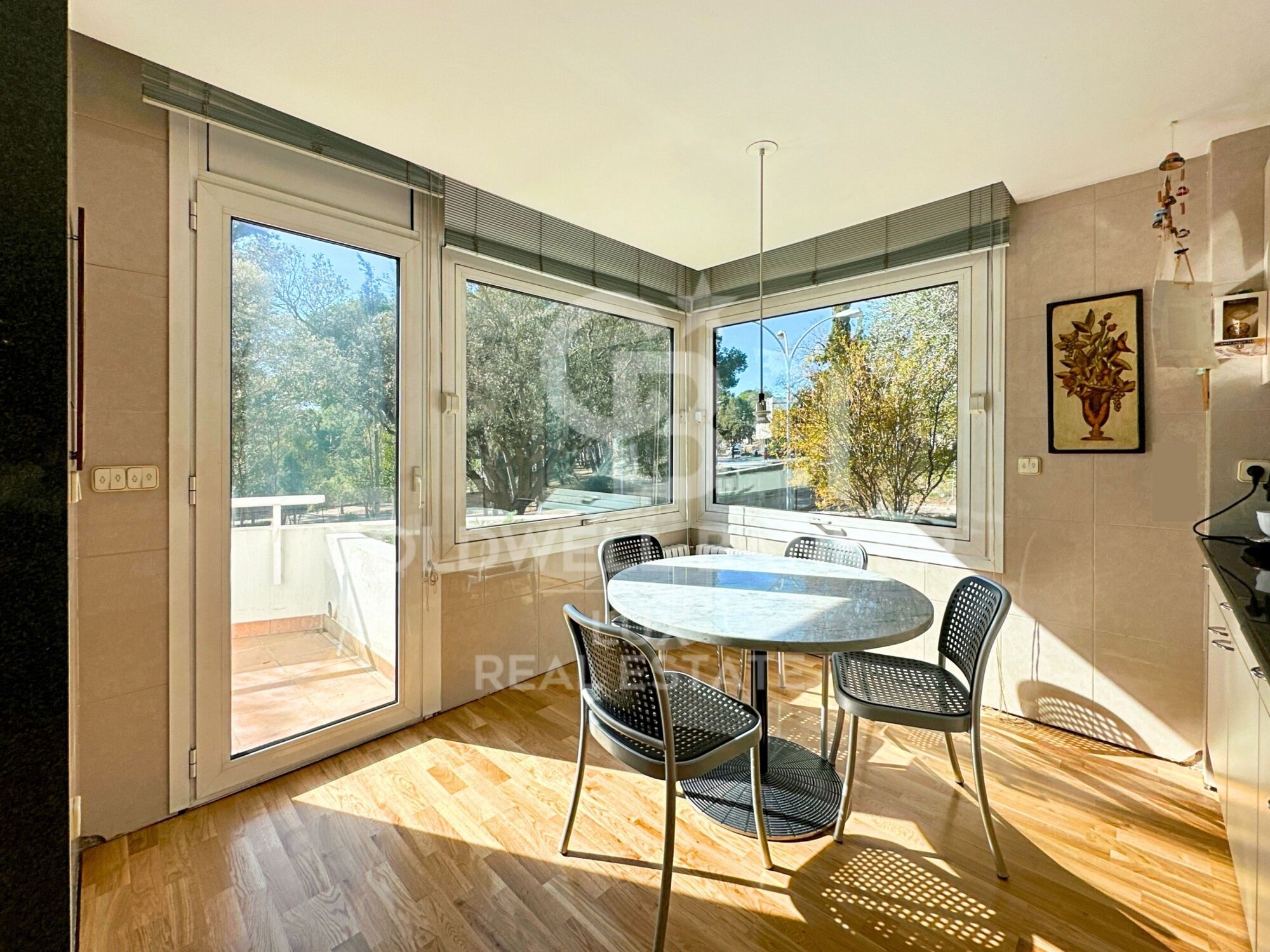 High-end house with pool and garden in Figueres