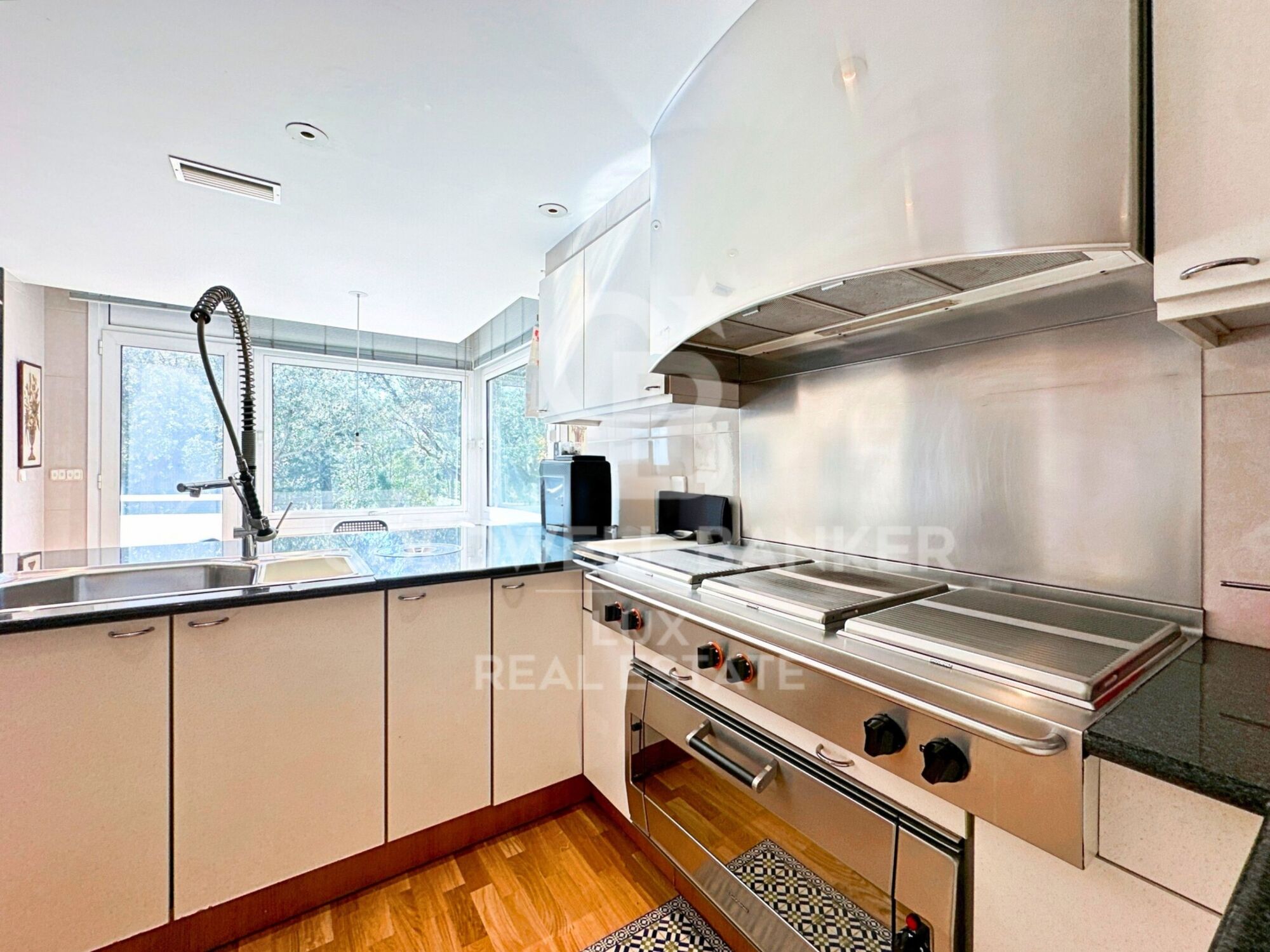 High-end house with pool and garden in Figueres