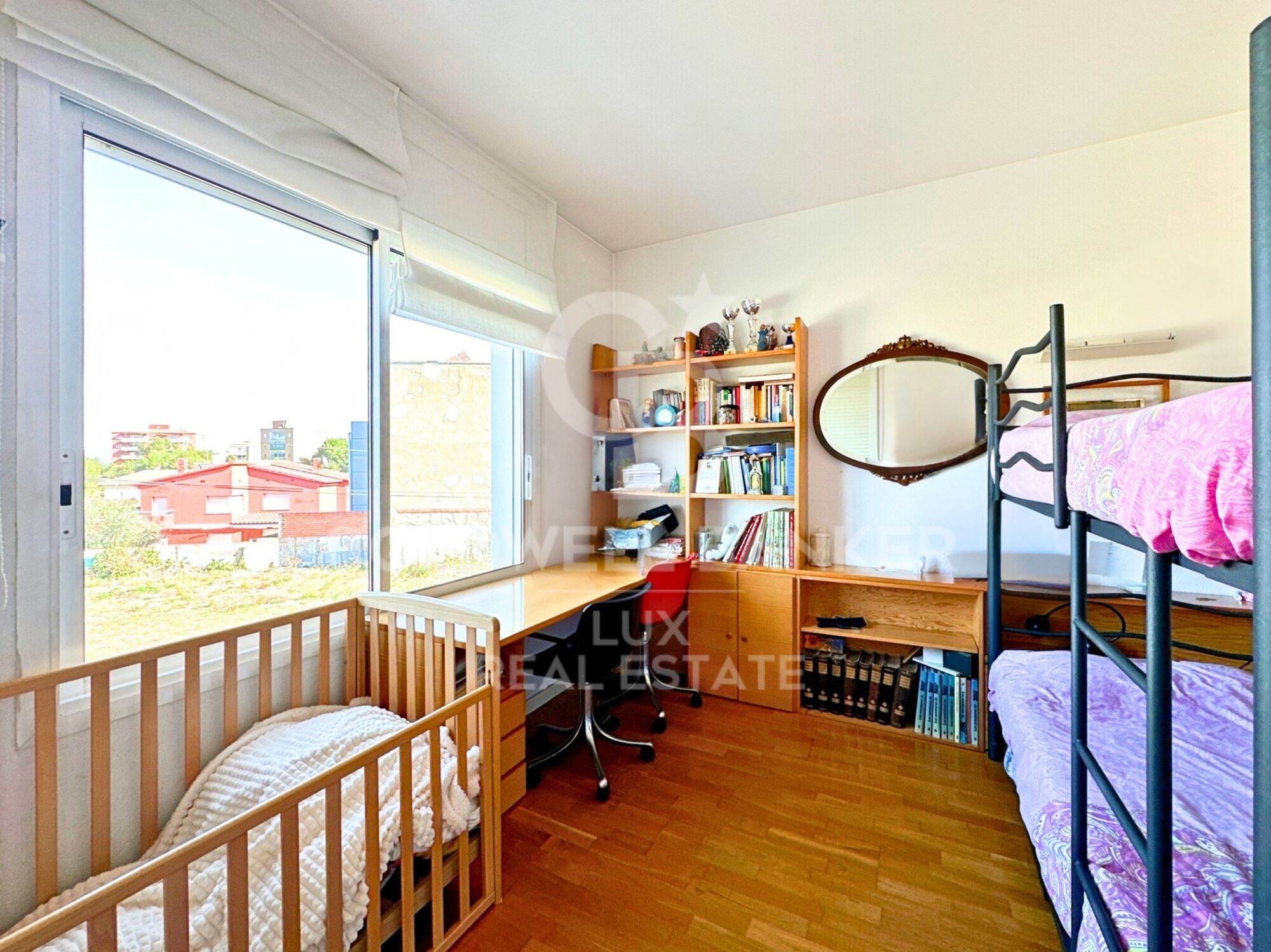 High-end house with pool and garden in Figueres