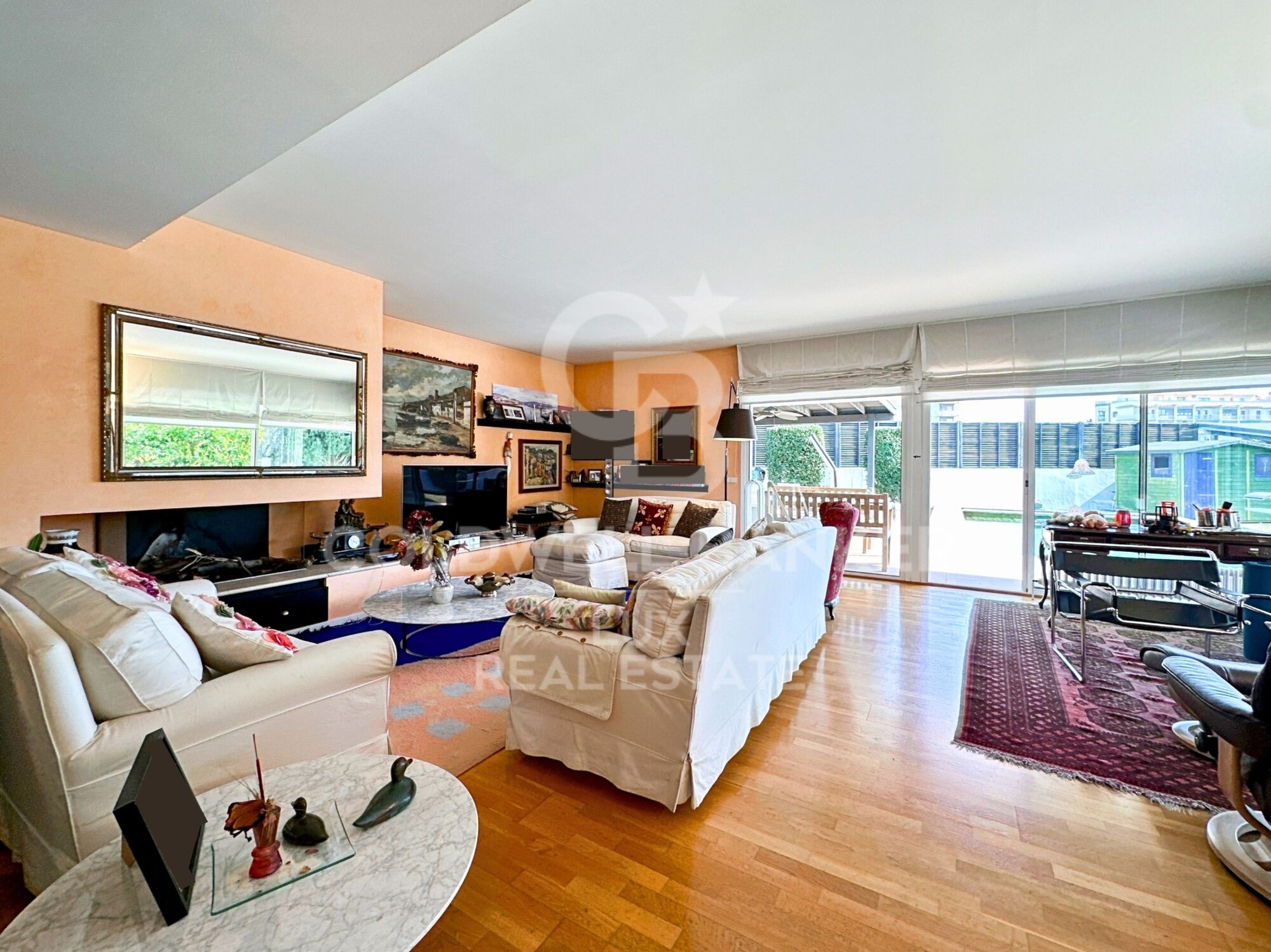 High-end house with pool and garden in Figueres