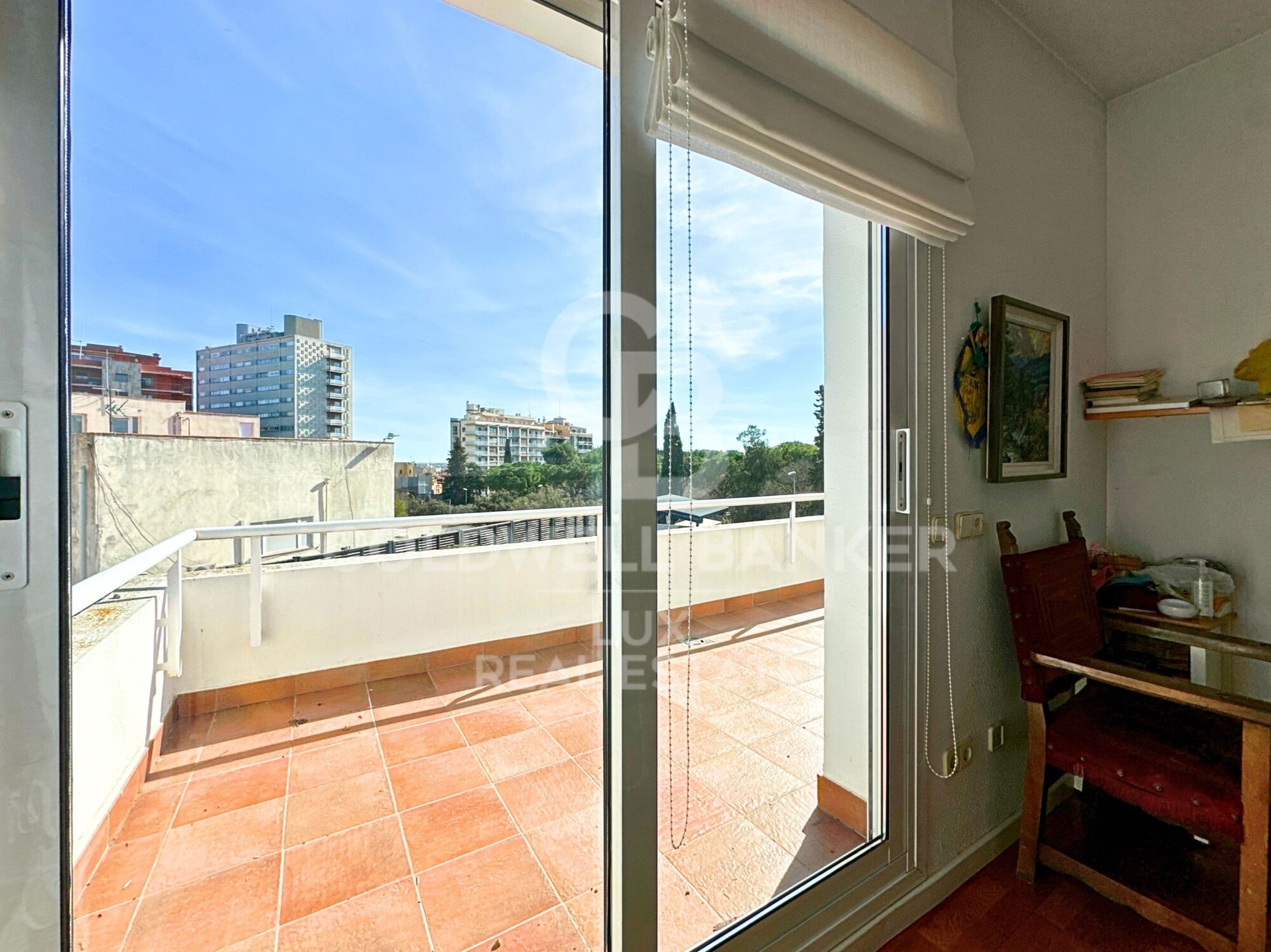 High-end house with pool and garden in Figueres