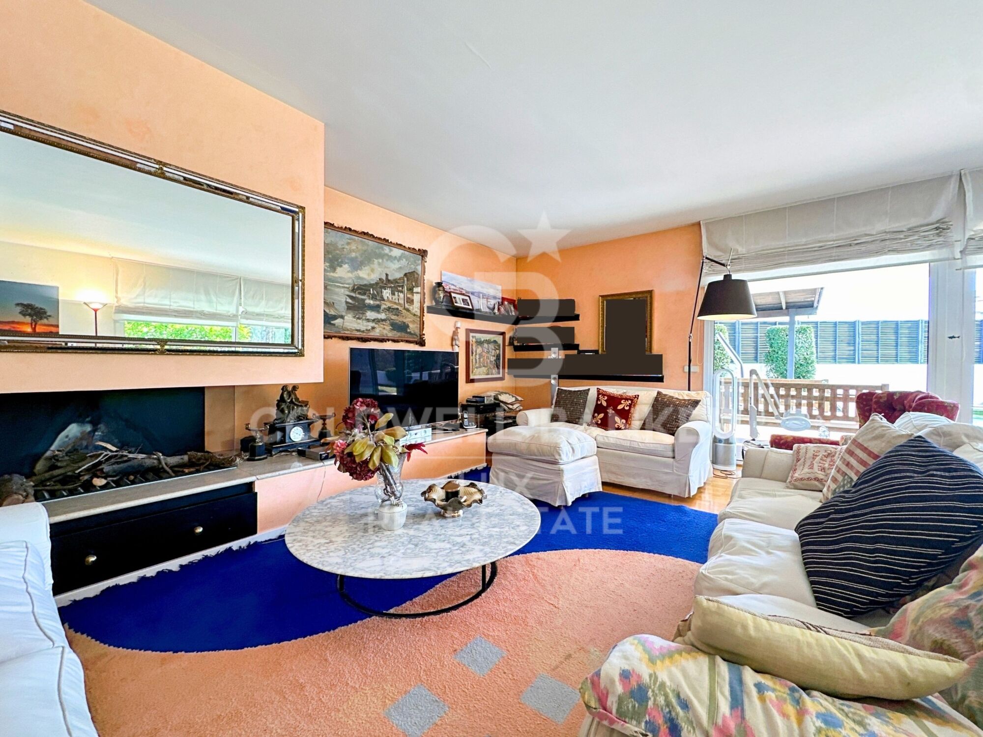 High-end house with pool and garden in Figueres