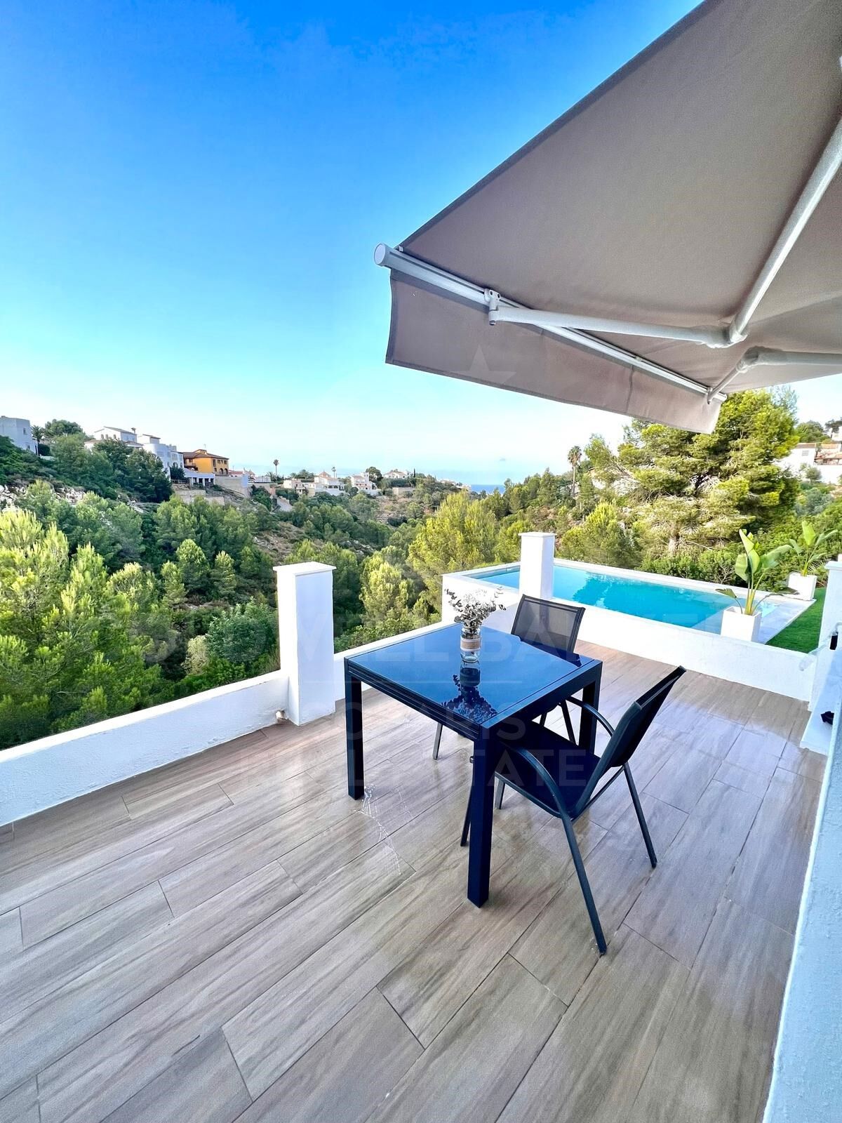 Villa mit 4 Schlafzimmern und fantastischer Aussicht in El Montgó, Dénia
