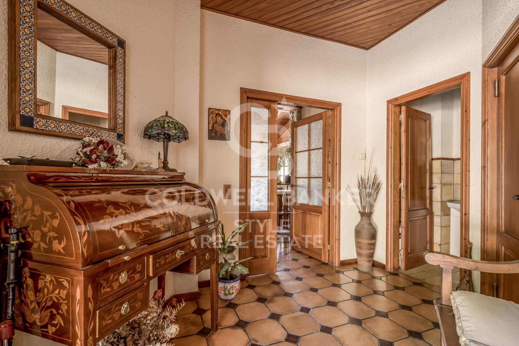 Beautiful rustic style finca