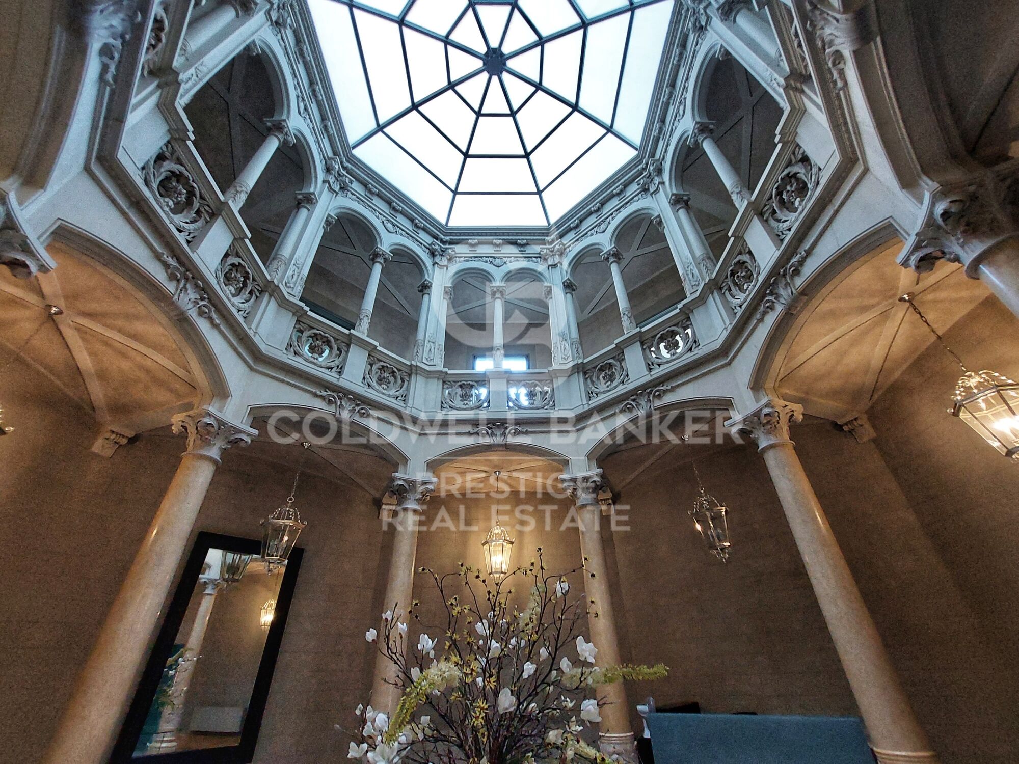 Luxury flat for sale in Barcelona