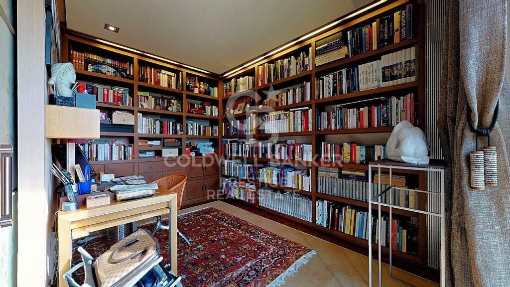 Luxury flat for sale in Barcelona