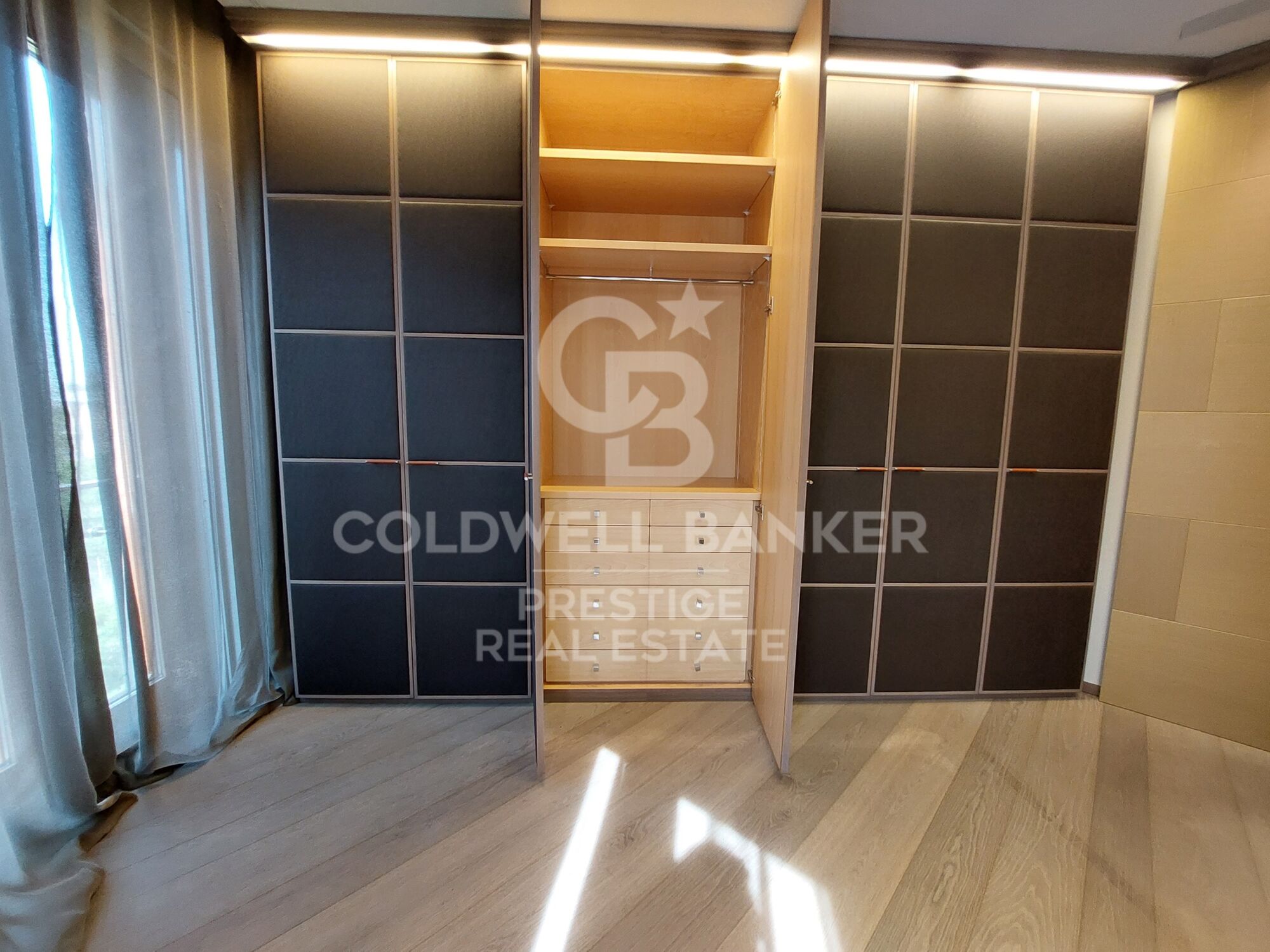 Luxury flat for sale in Barcelona