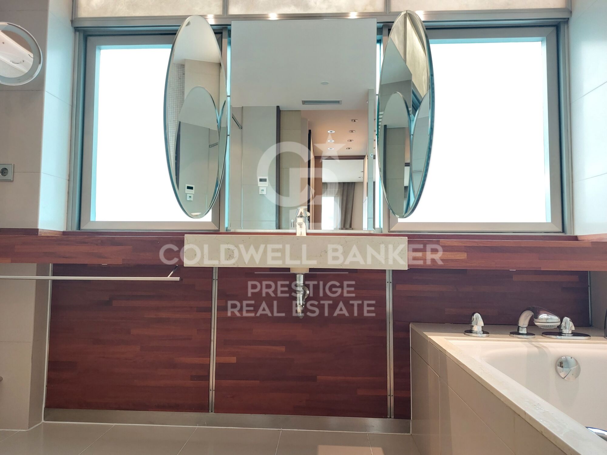 Luxury flat for sale in Barcelona