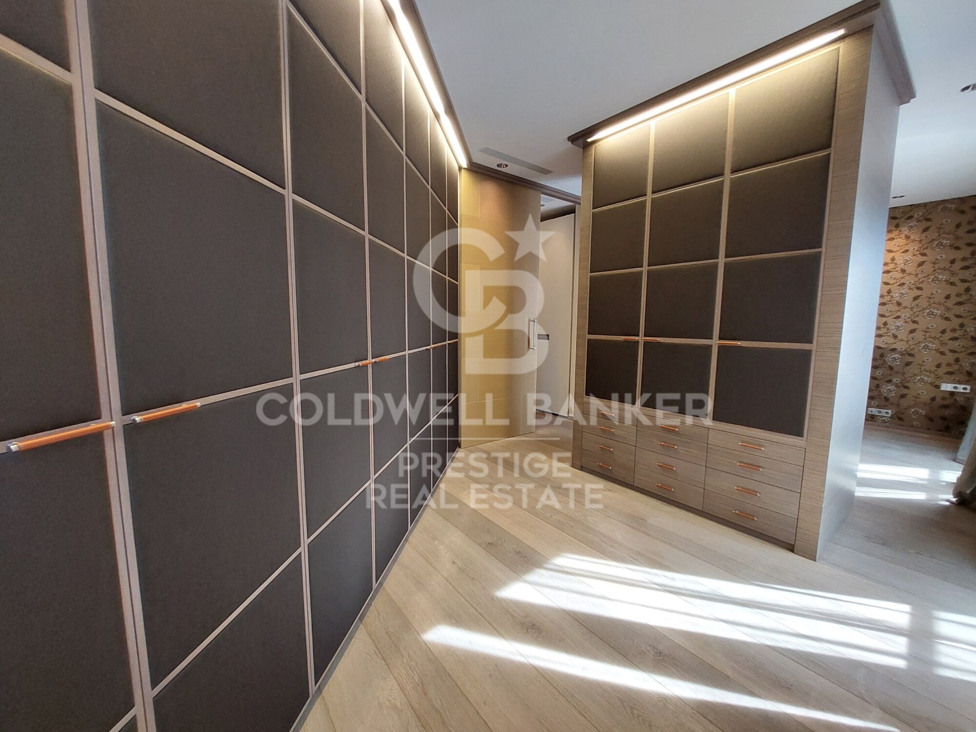 Luxury flat for sale in Barcelona