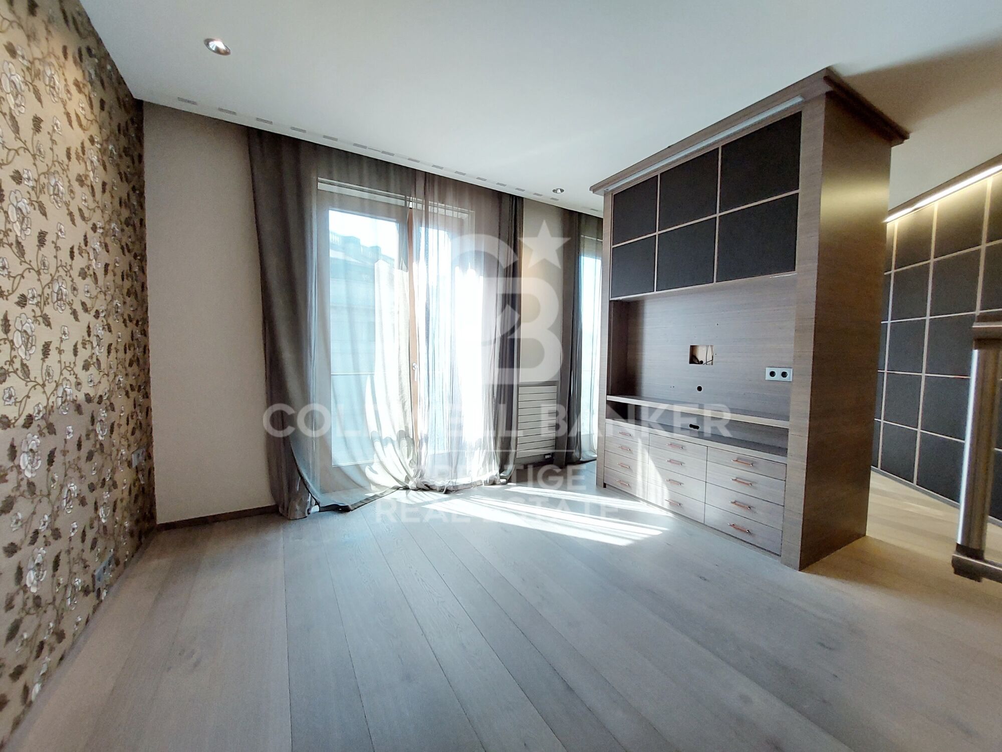 Luxury flat for sale in Barcelona