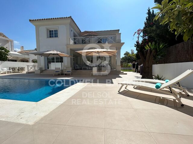 Immaculate 5 bedroom villa for rent just 100 meters from the paseo and beach on the Golden Mile Marbella