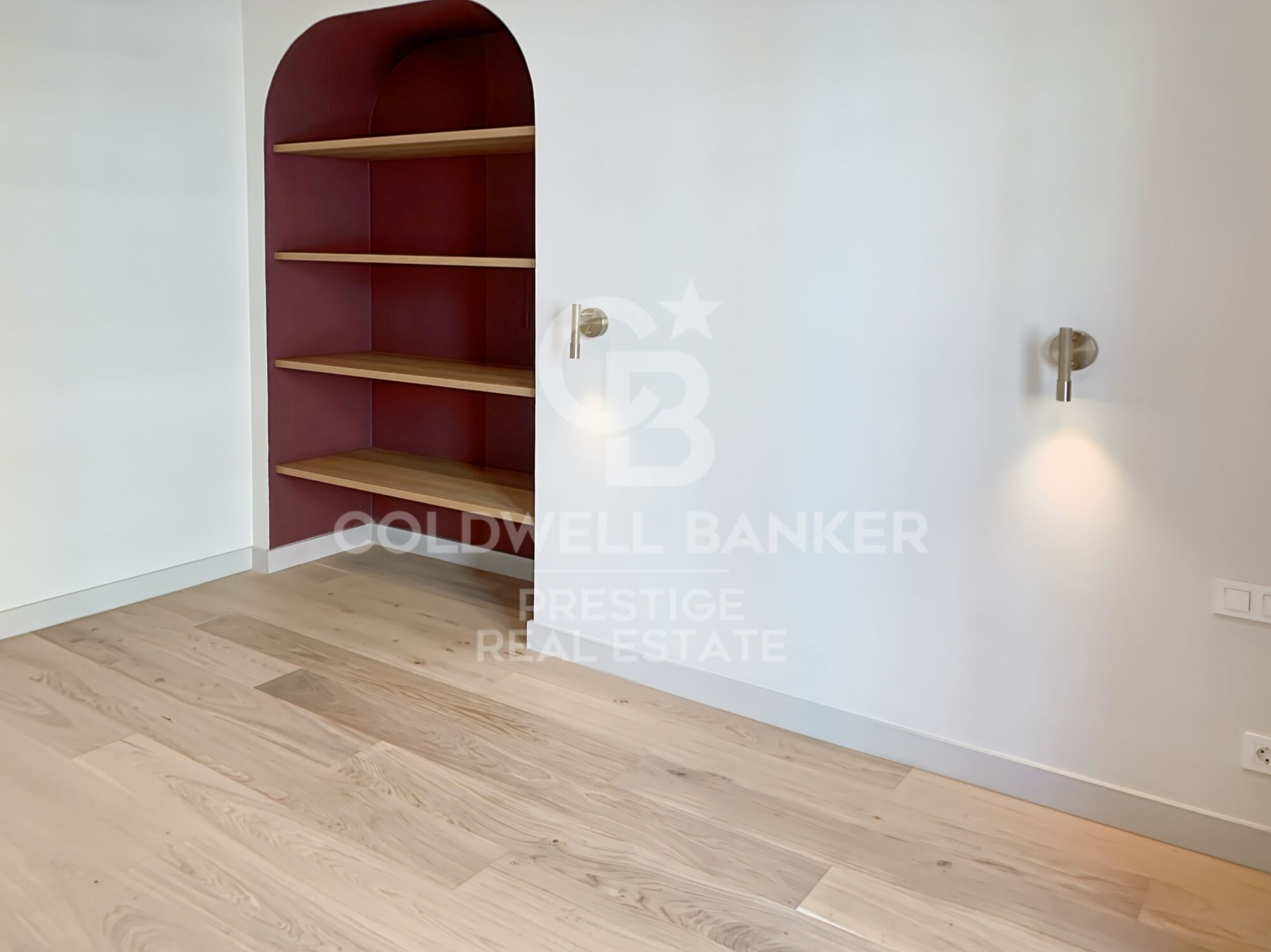 Hochwertig renovierte Wohnung in der Avenida de Sarrià, nur wenige Schritte von Francesc Macià entfernt,Barcelona