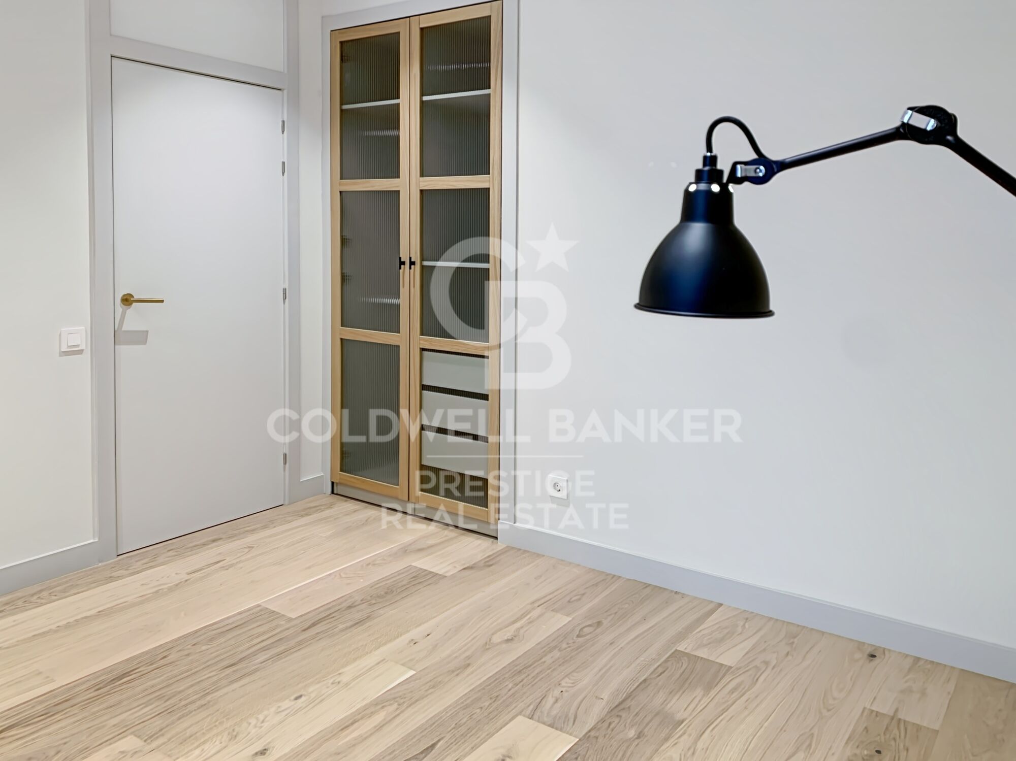 Hochwertig renovierte Wohnung in der Avenida de Sarrià, nur wenige Schritte von Francesc Macià entfernt,Barcelona