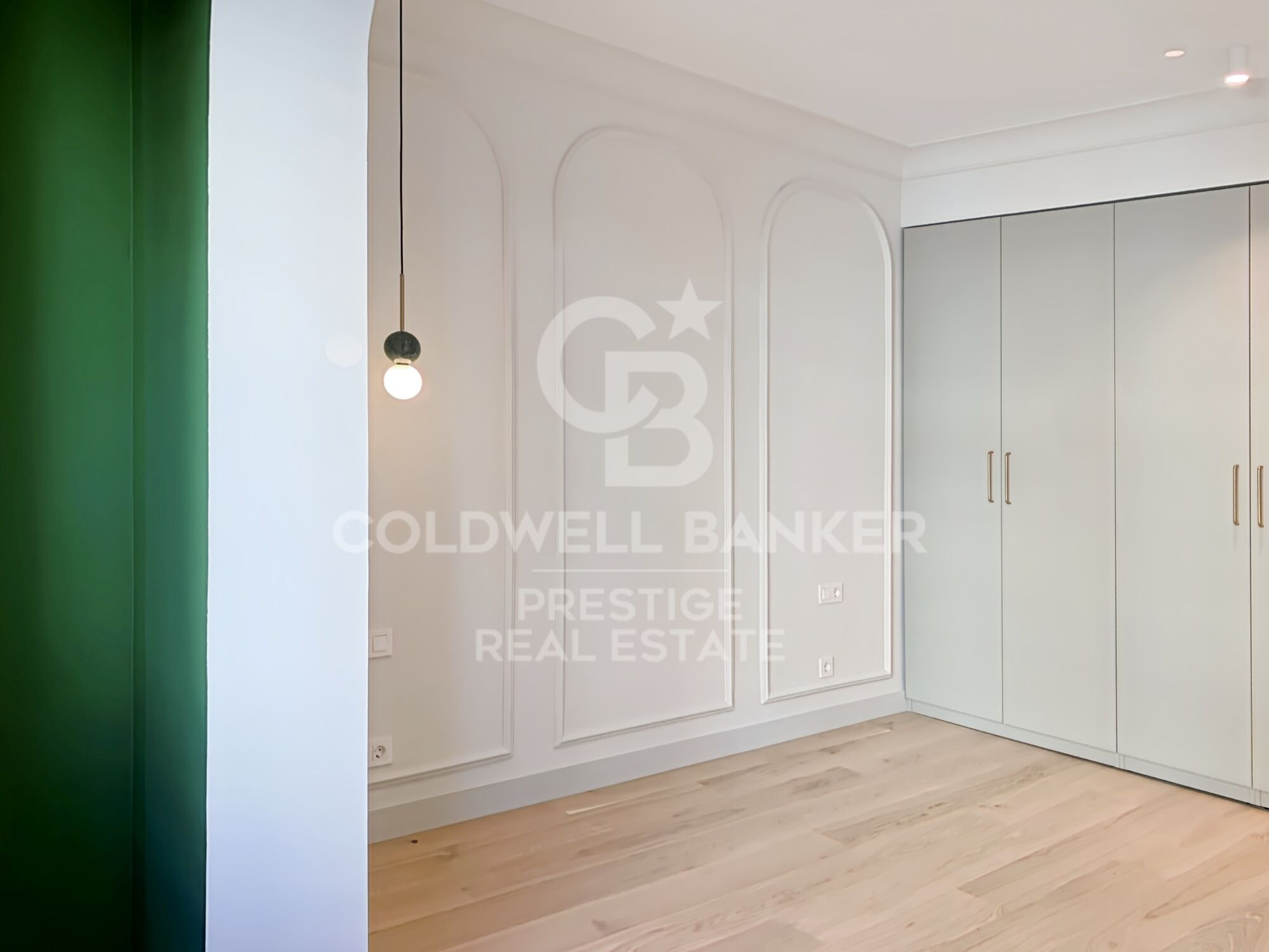 Hochwertig renovierte Wohnung in der Avenida de Sarrià, nur wenige Schritte von Francesc Macià entfernt,Barcelona