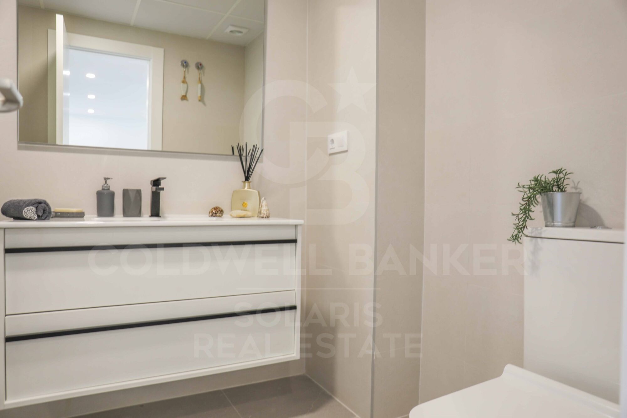 Apartment in Dénia with magnificent terrace a few meters from the beach