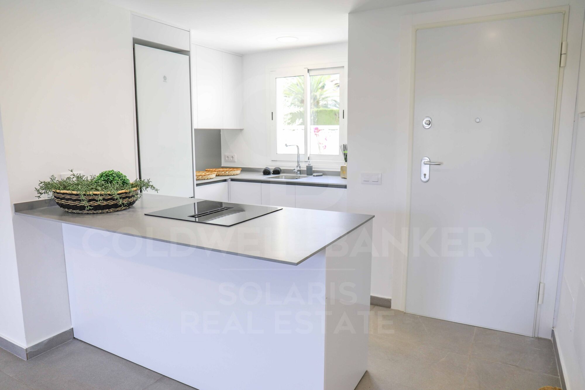 Apartamento en Dénia con magnífica terraza a escasos metros de la playa