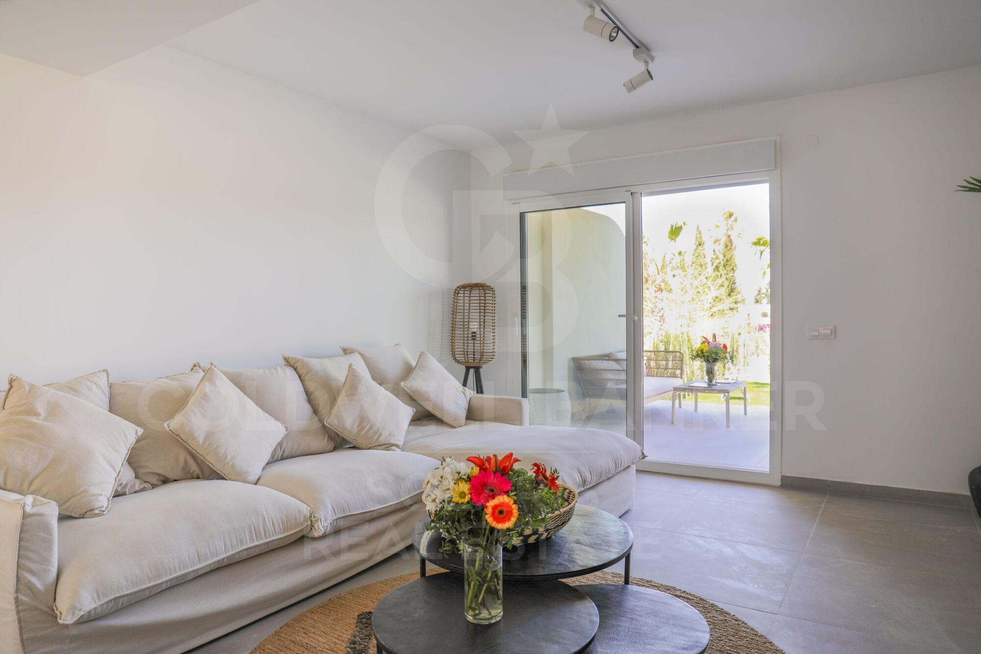 Apartment in Dénia with magnificent terrace a few meters from the beach
