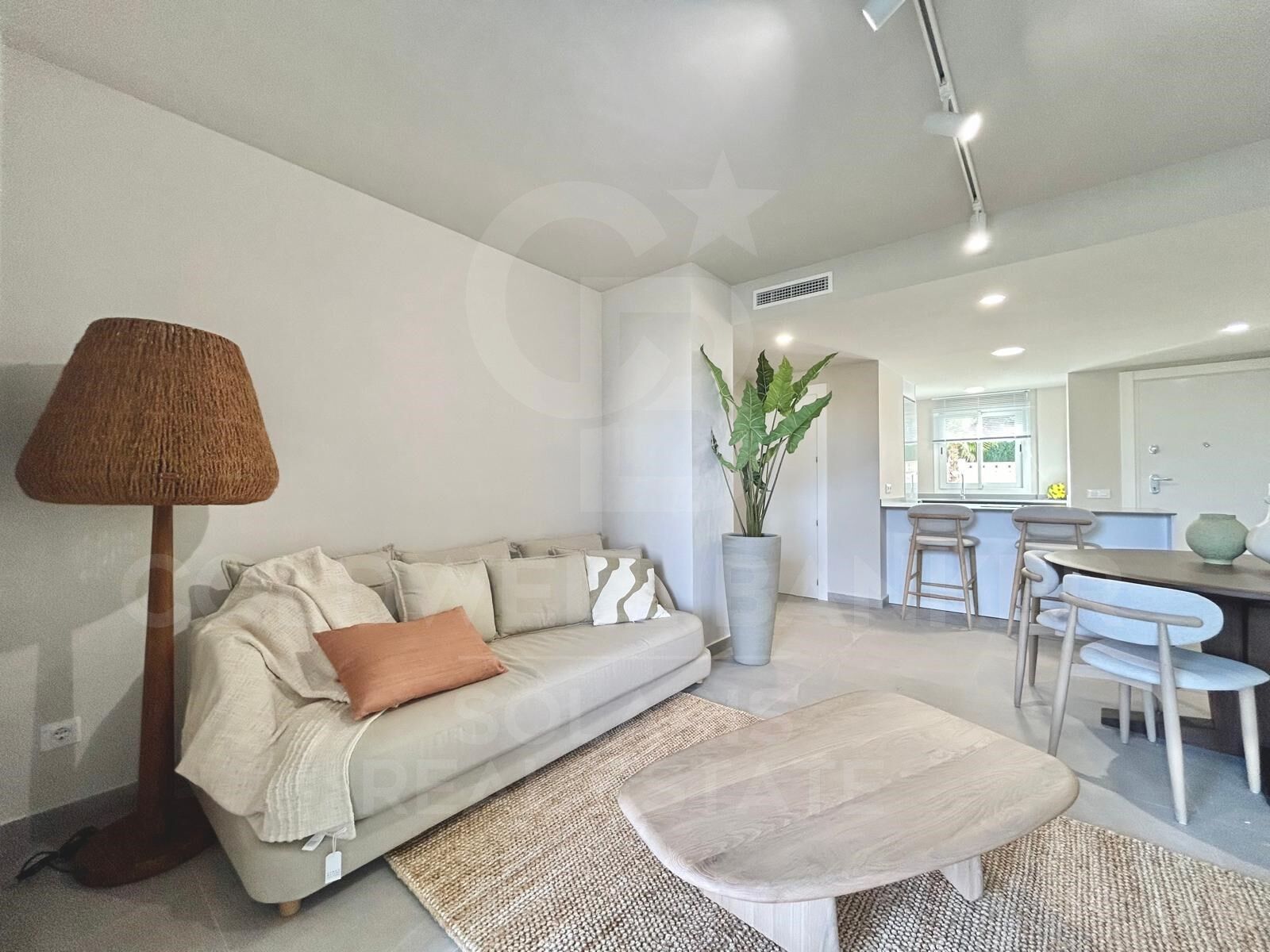 Apartment in Dénia with magnificent terrace a few meters from the beach