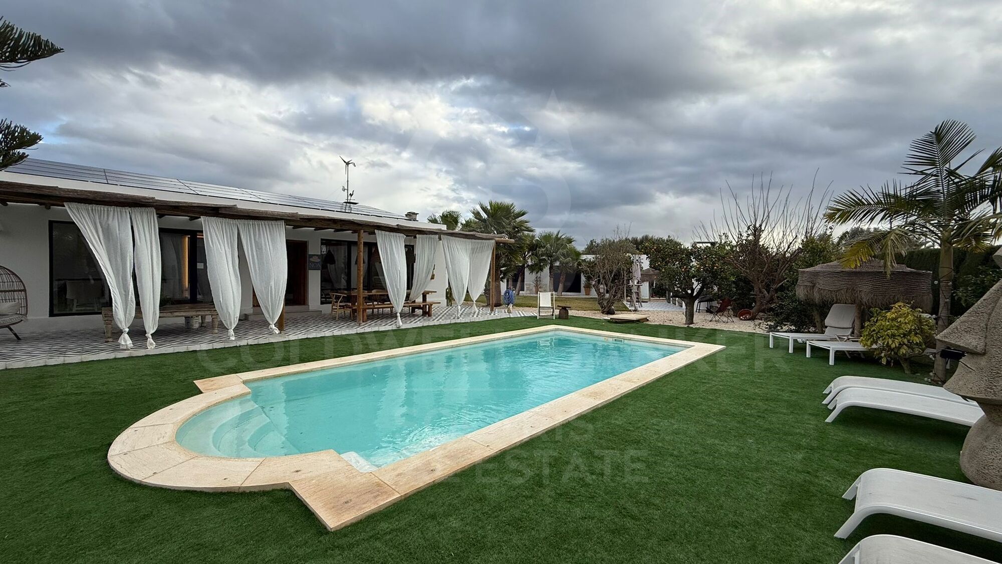 Inversión con gran rentabilidad: Vivienda de 6 habitaciones alquiler con opción a compra