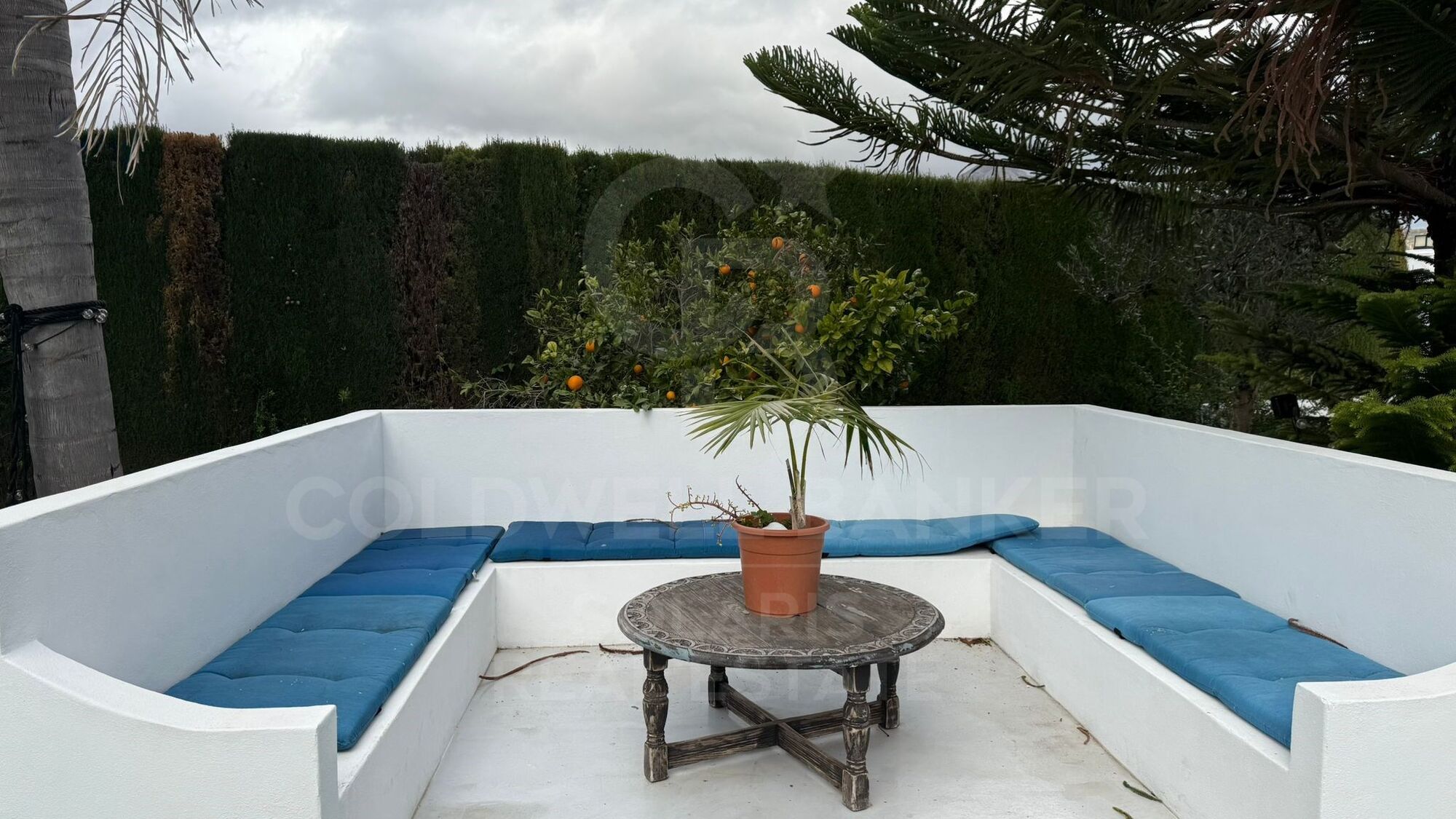 Exclusive 6-bedroom villa just minutes from Arenal Beach in Jávea