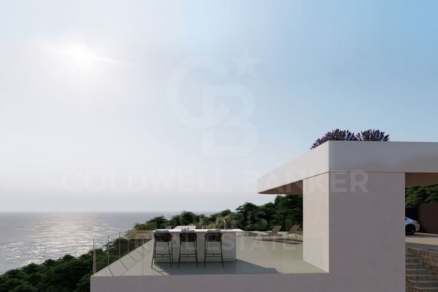 Exklusives Grundstück mit Lizenz für zweistöckiges Wohnprojekt mit Meerblick, Dénia Les Rotes