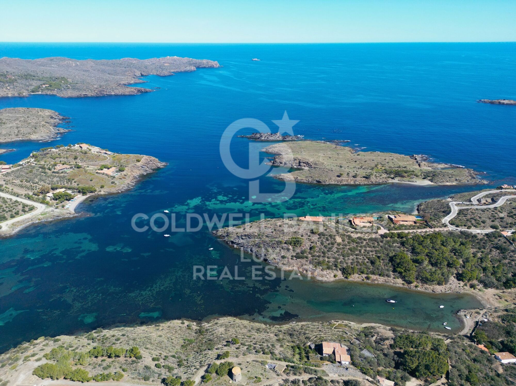 Waterfront property in Cadaqués with sea views, unique in Europe