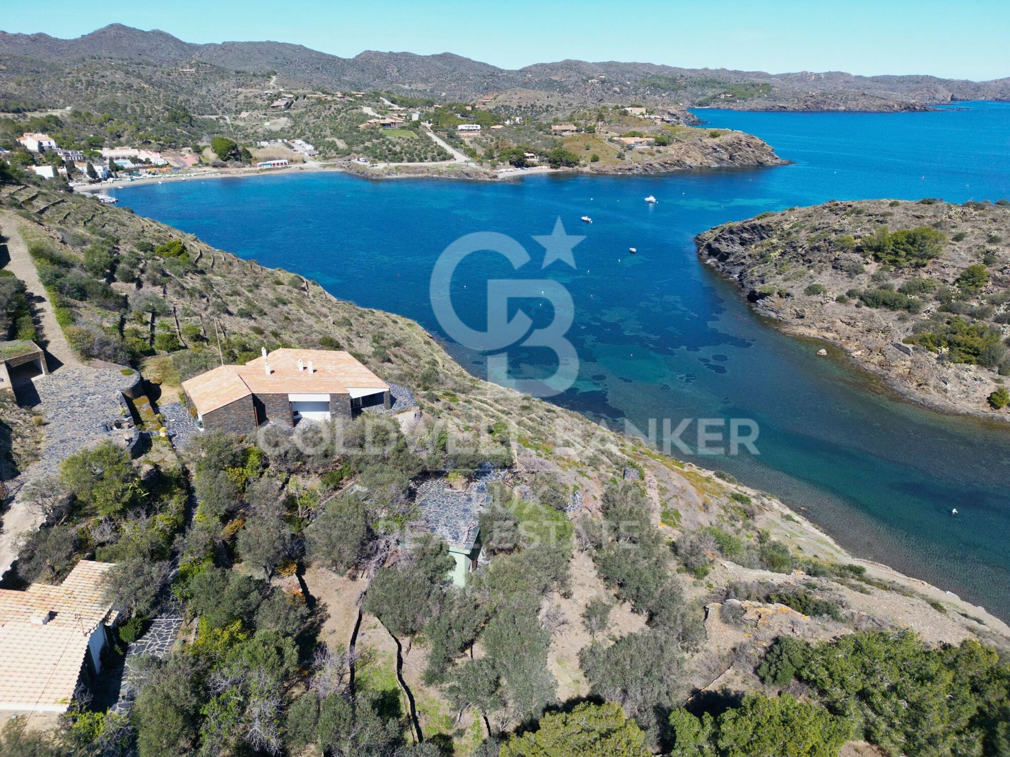 Waterfront property in Cadaqués with sea views, unique in Europe