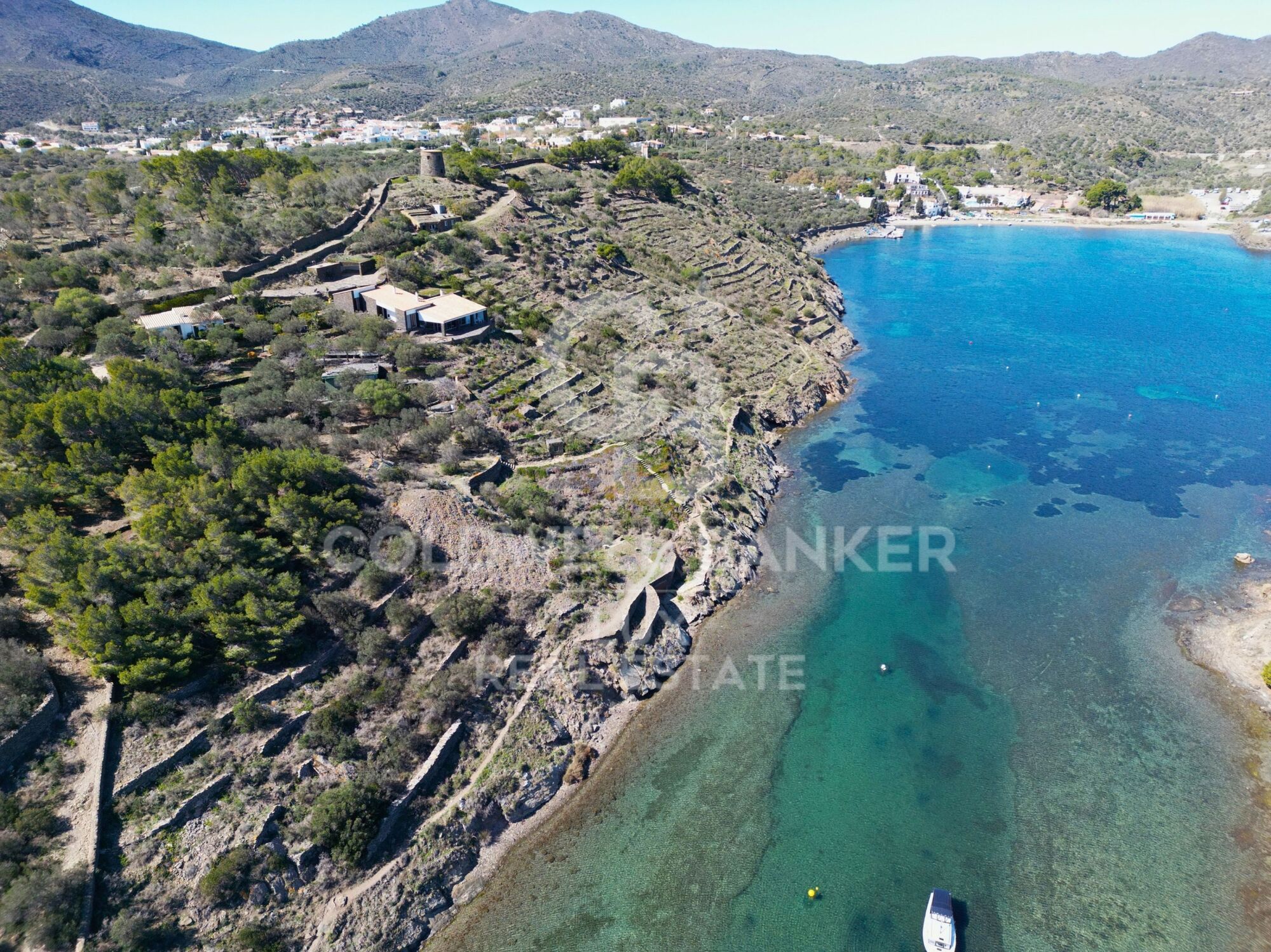 Waterfront property in Cadaqués with sea views, unique in Europe