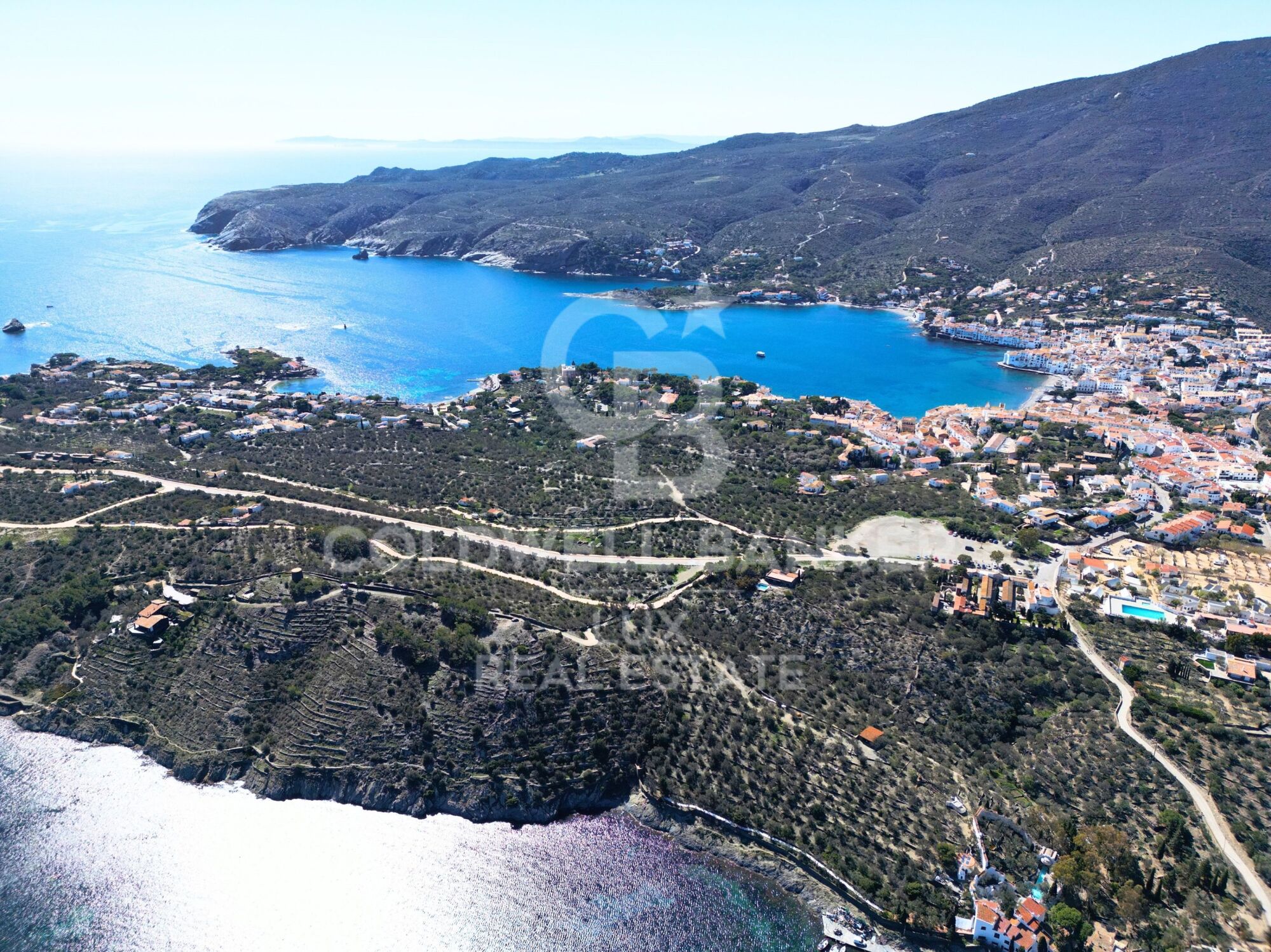 Propriété à Cadaqués pied dans l'eau et vue mer, unique en Europe