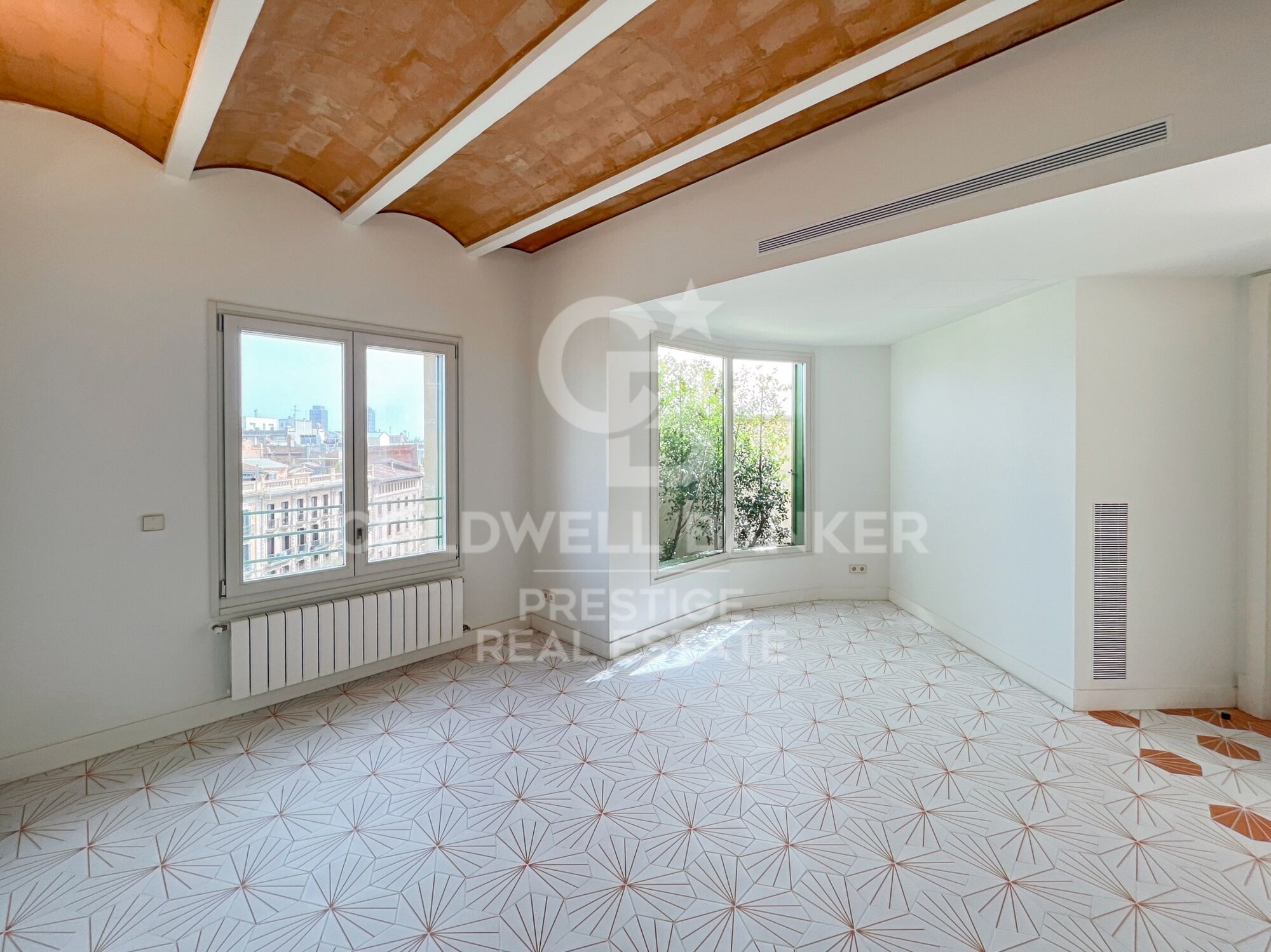 Appartement avec terrasse privée à vendre à la Dreta de l'Eixample.
